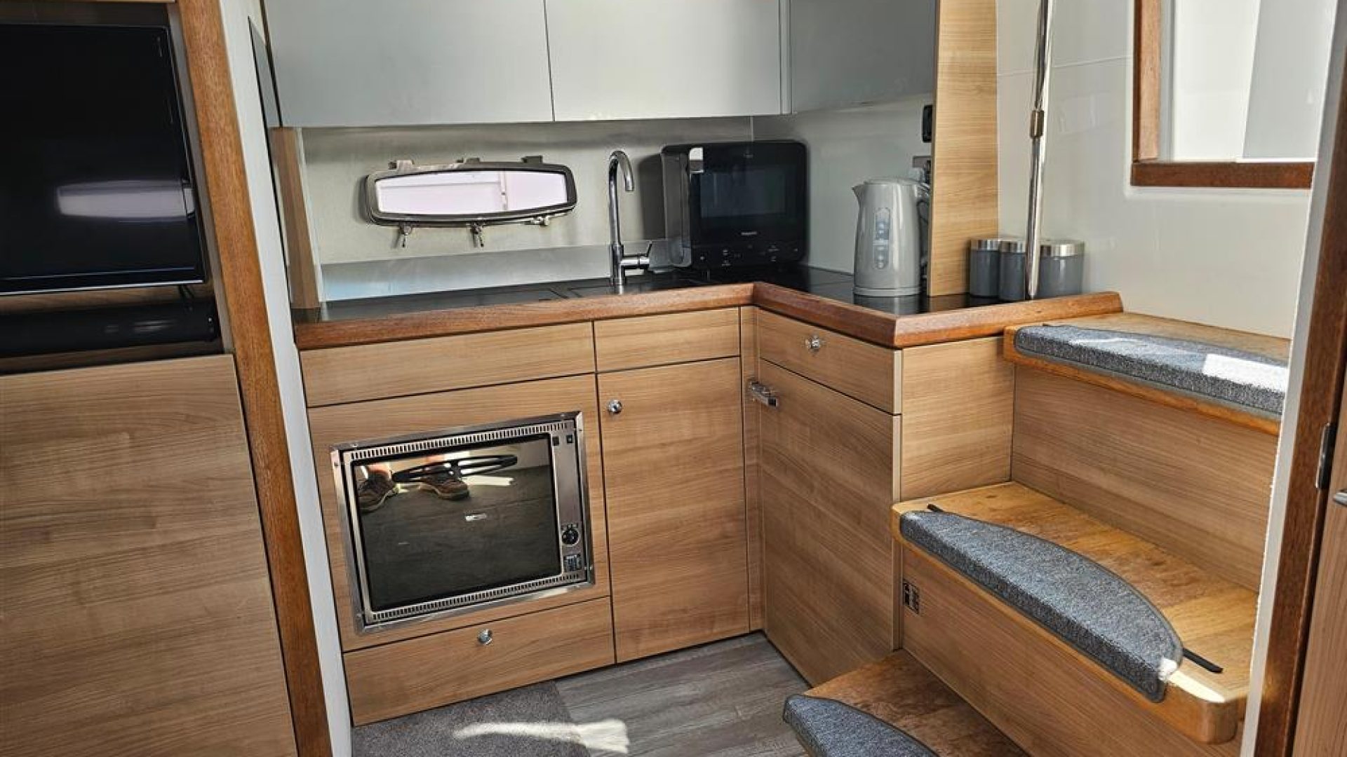 Sealine SC35