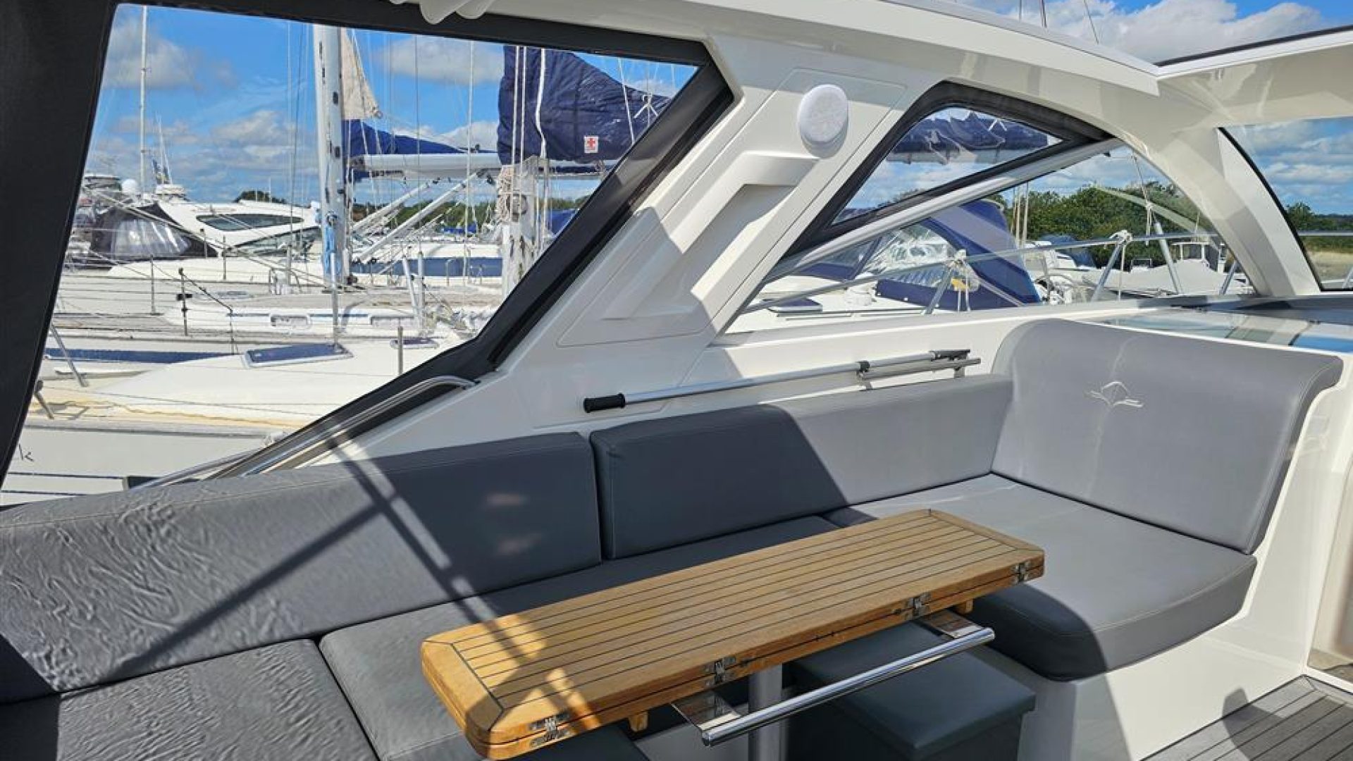 Sealine SC35