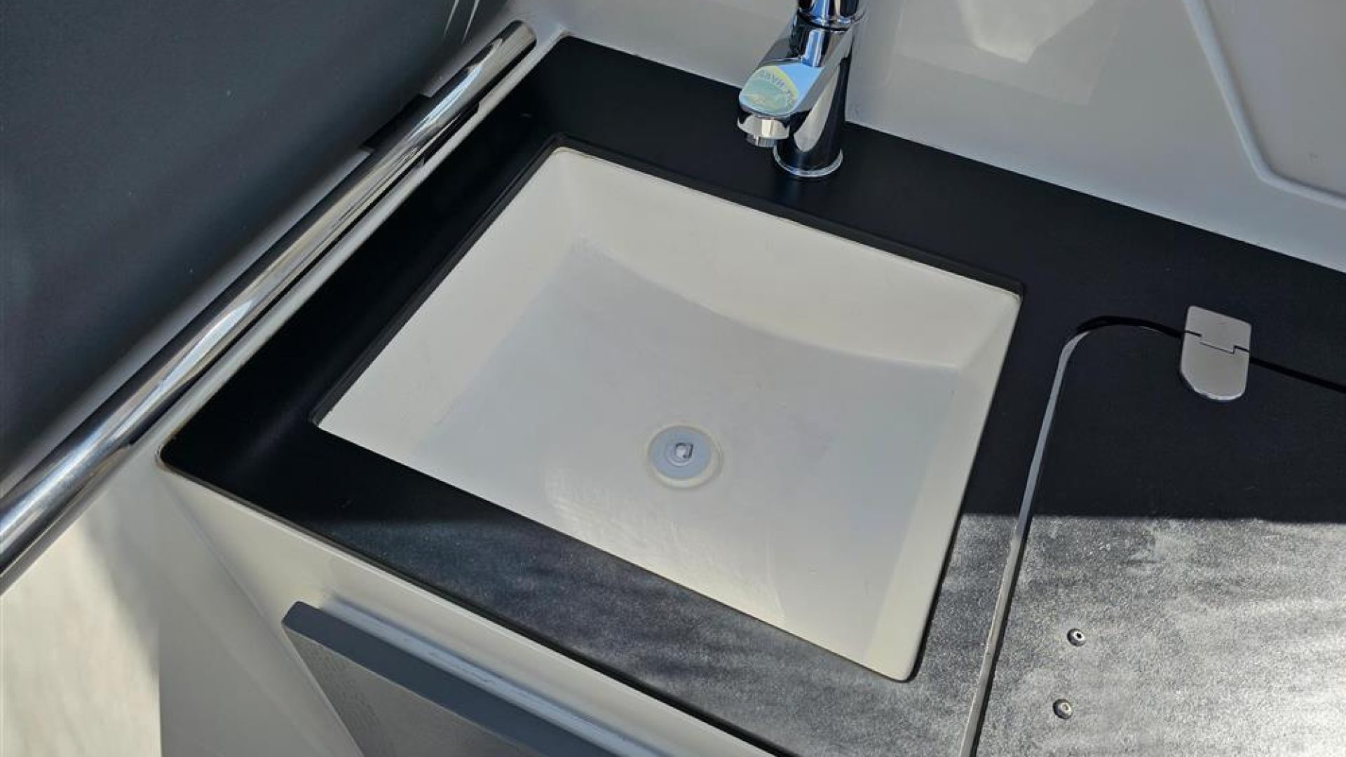 Sealine SC35