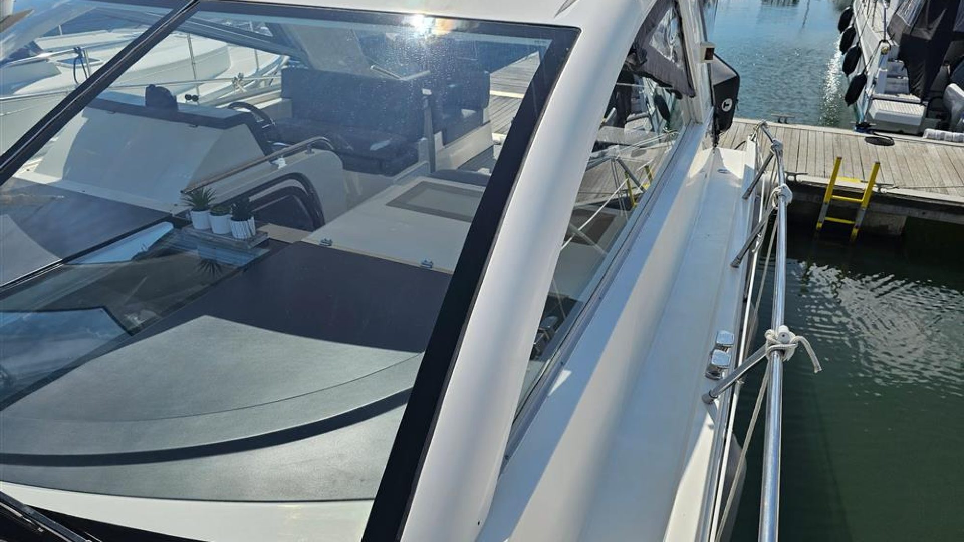 Sealine SC35