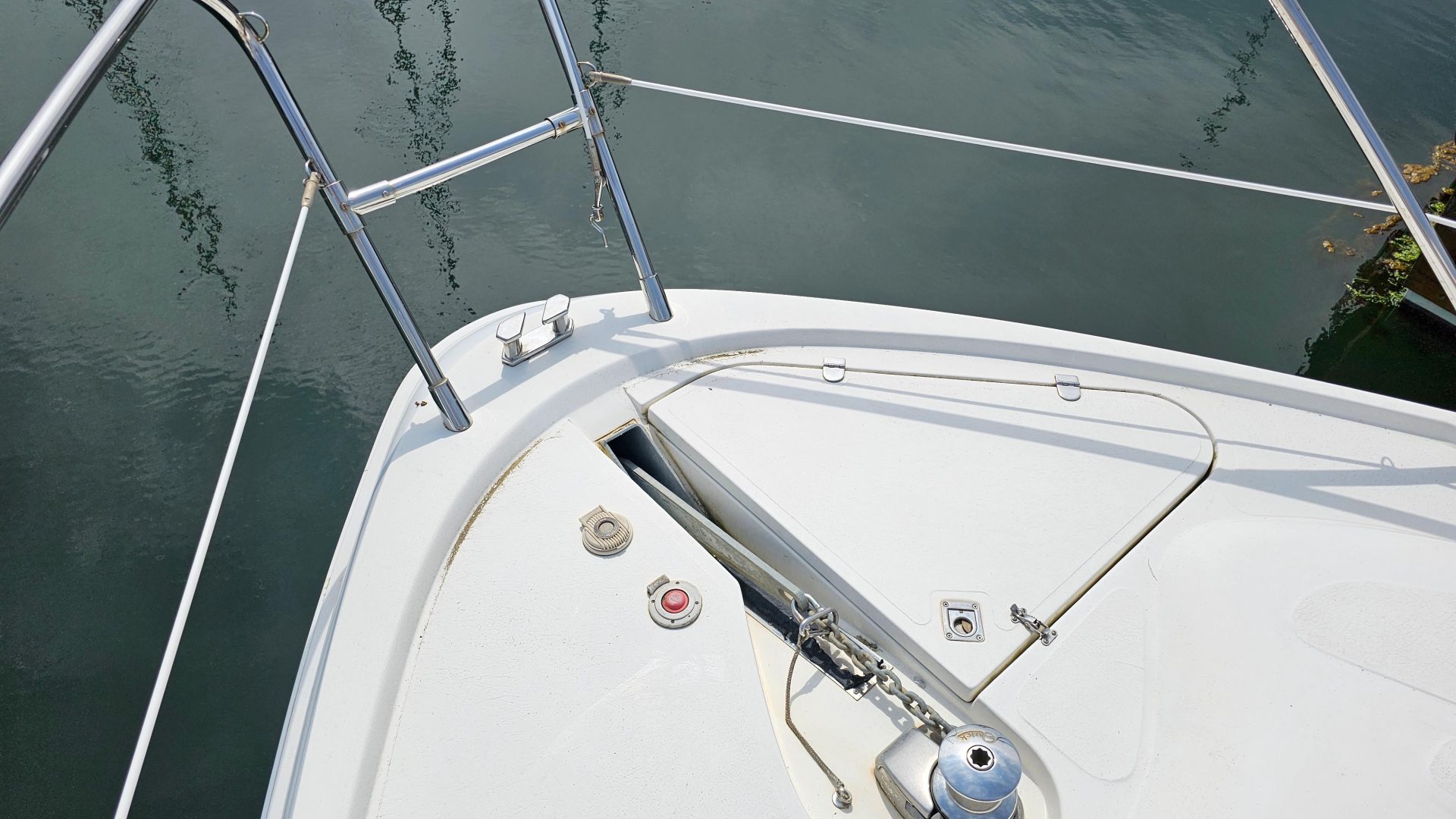 Sealine F37