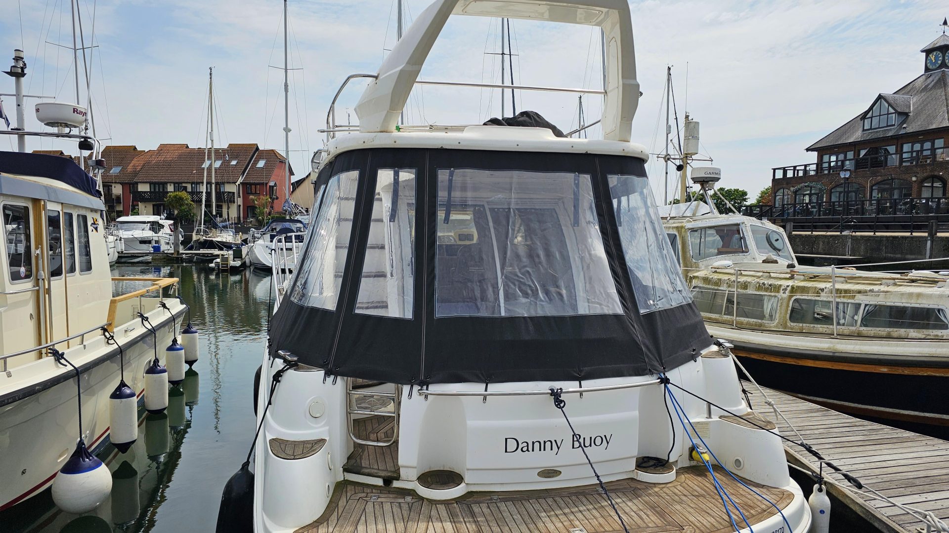 Sealine F37