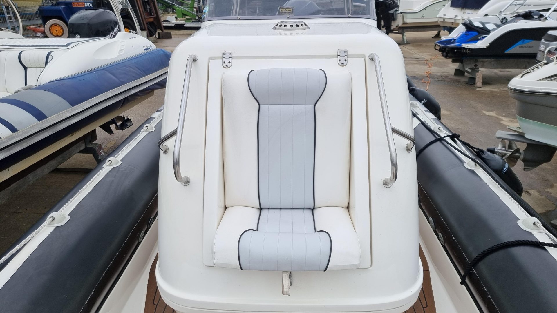 Cobra Ribs 8.0m Nautique