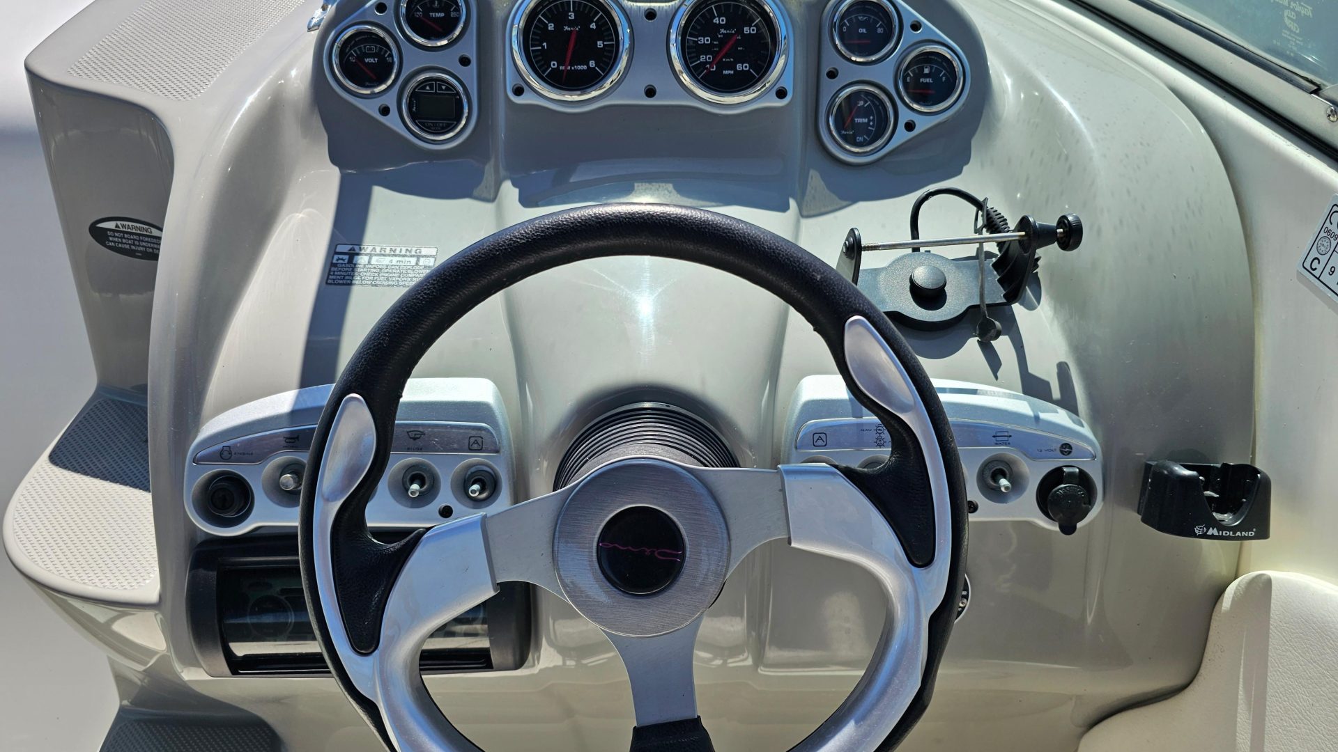 Bayliner 802
