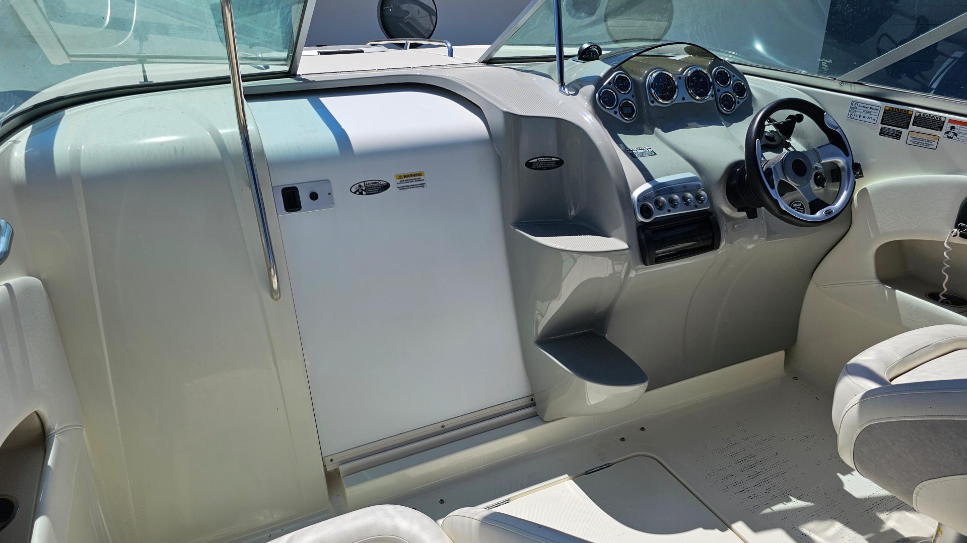 Bayliner 802