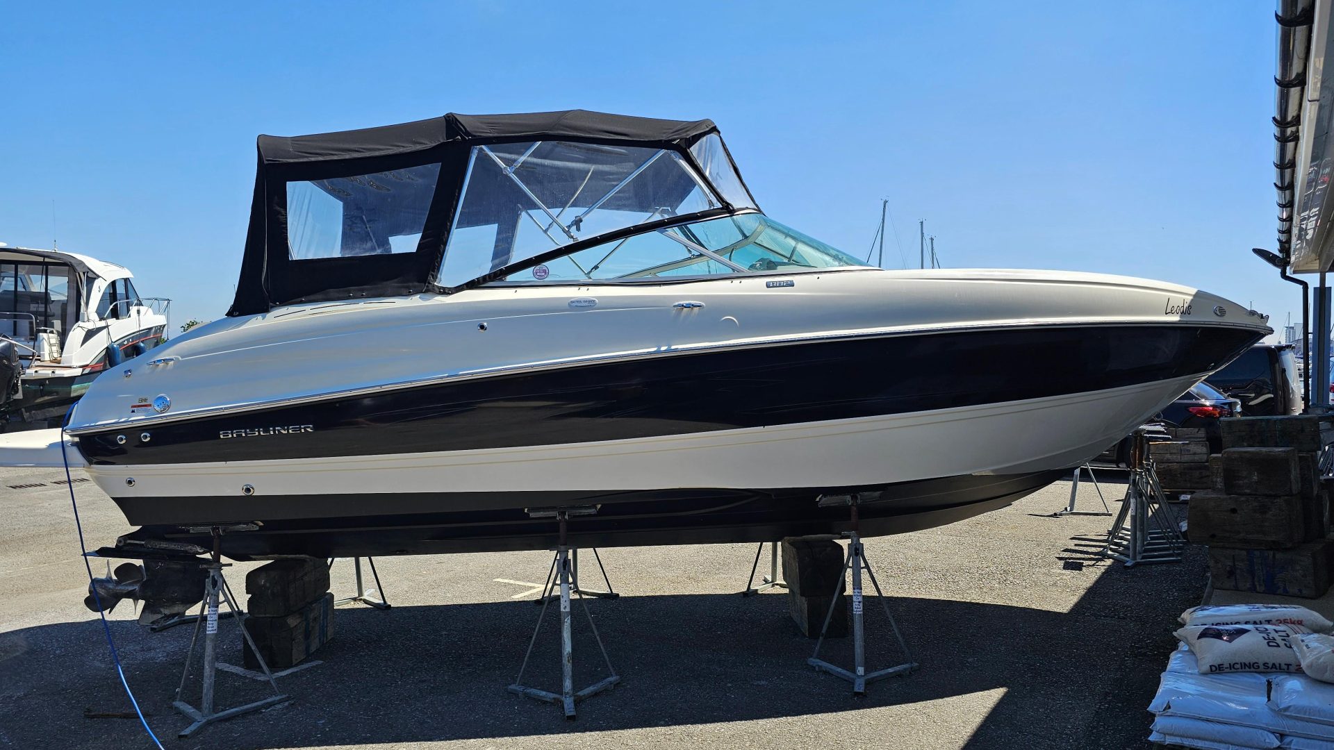 Bayliner 802