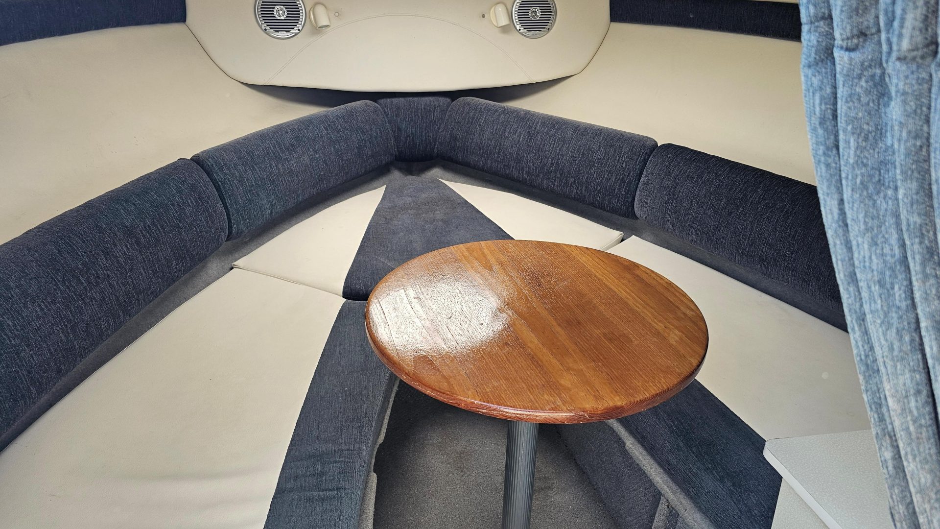 Bayliner 802
