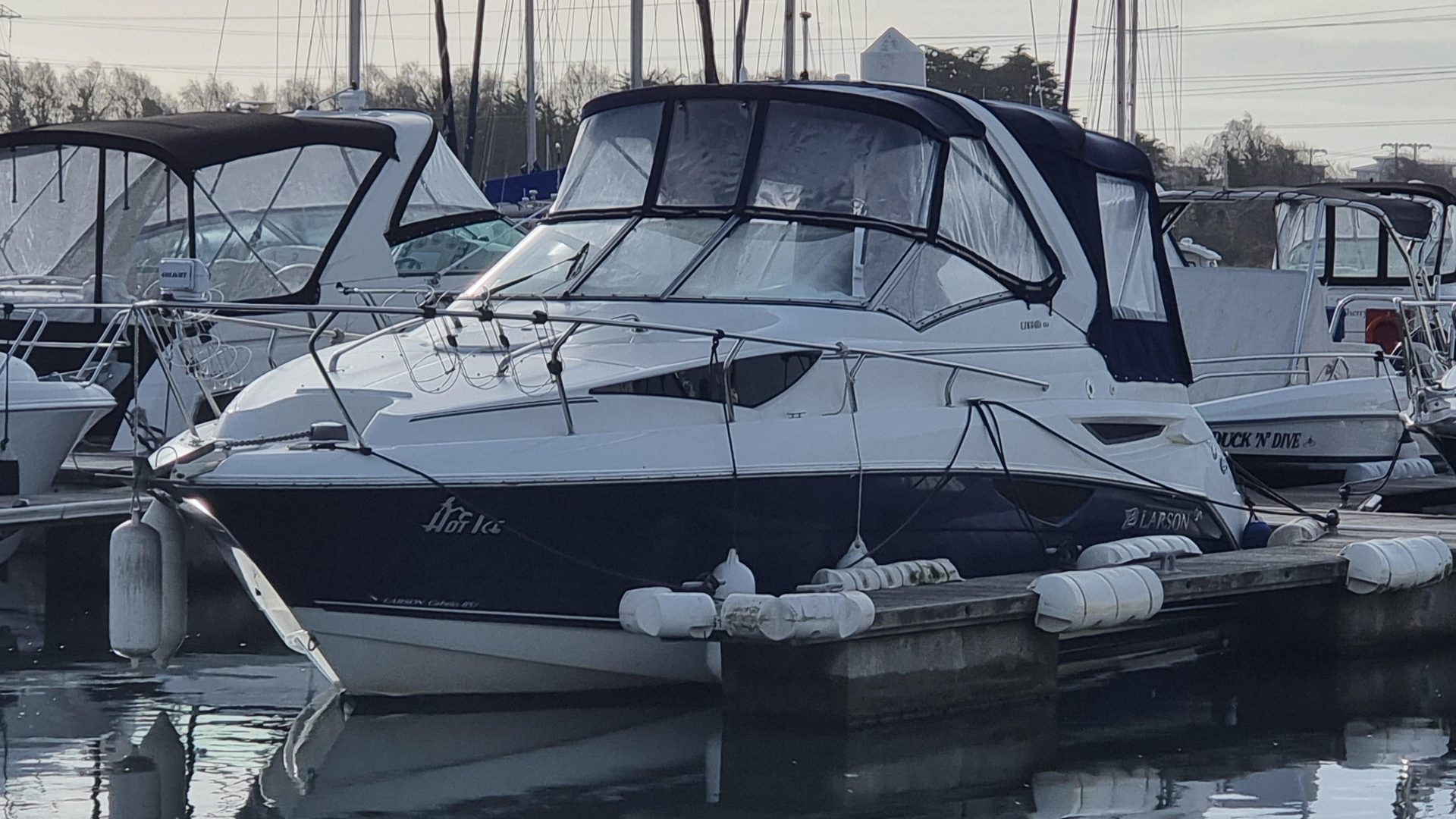 Larson 857 Cabrio