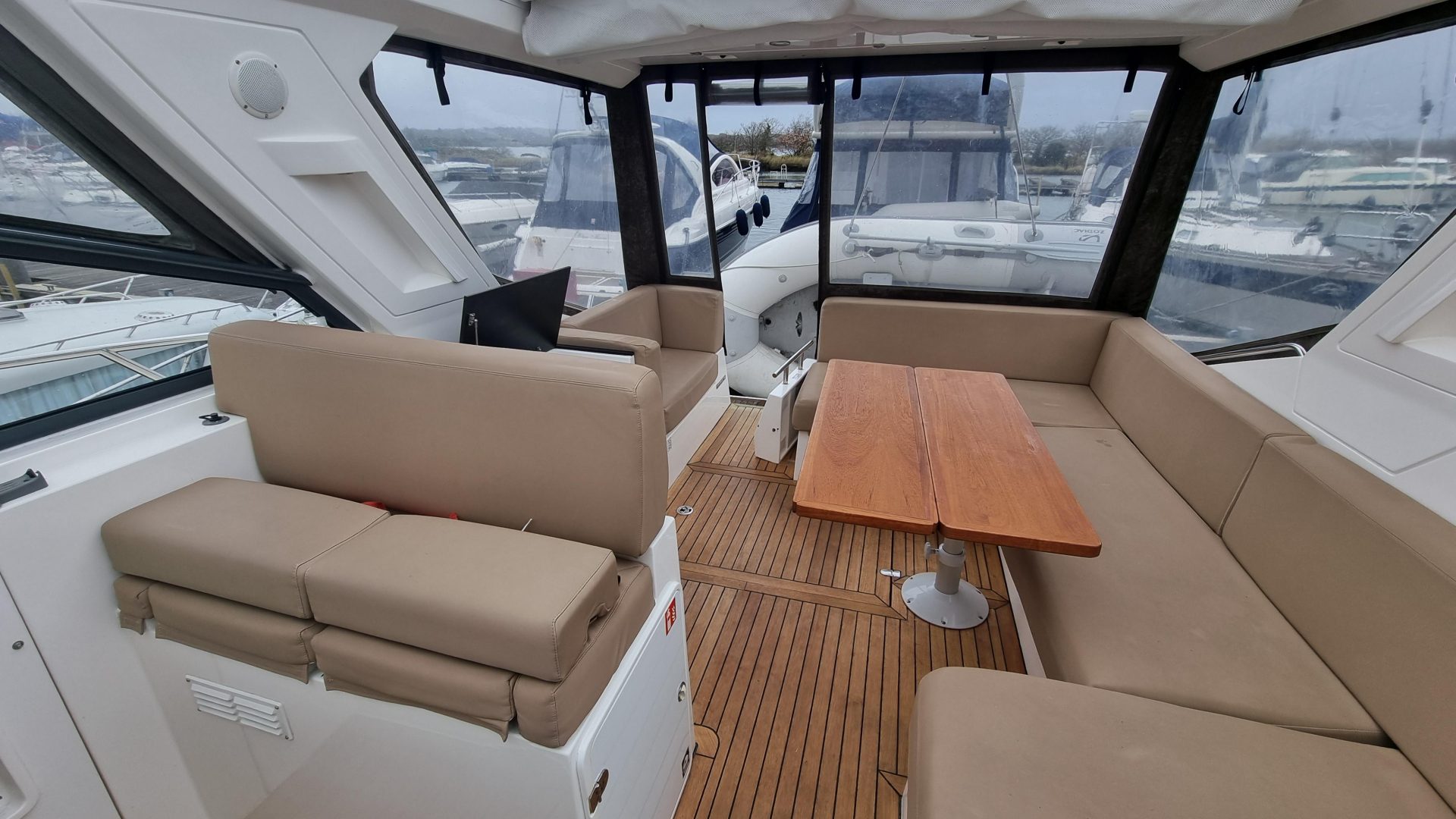 Sealine SC35