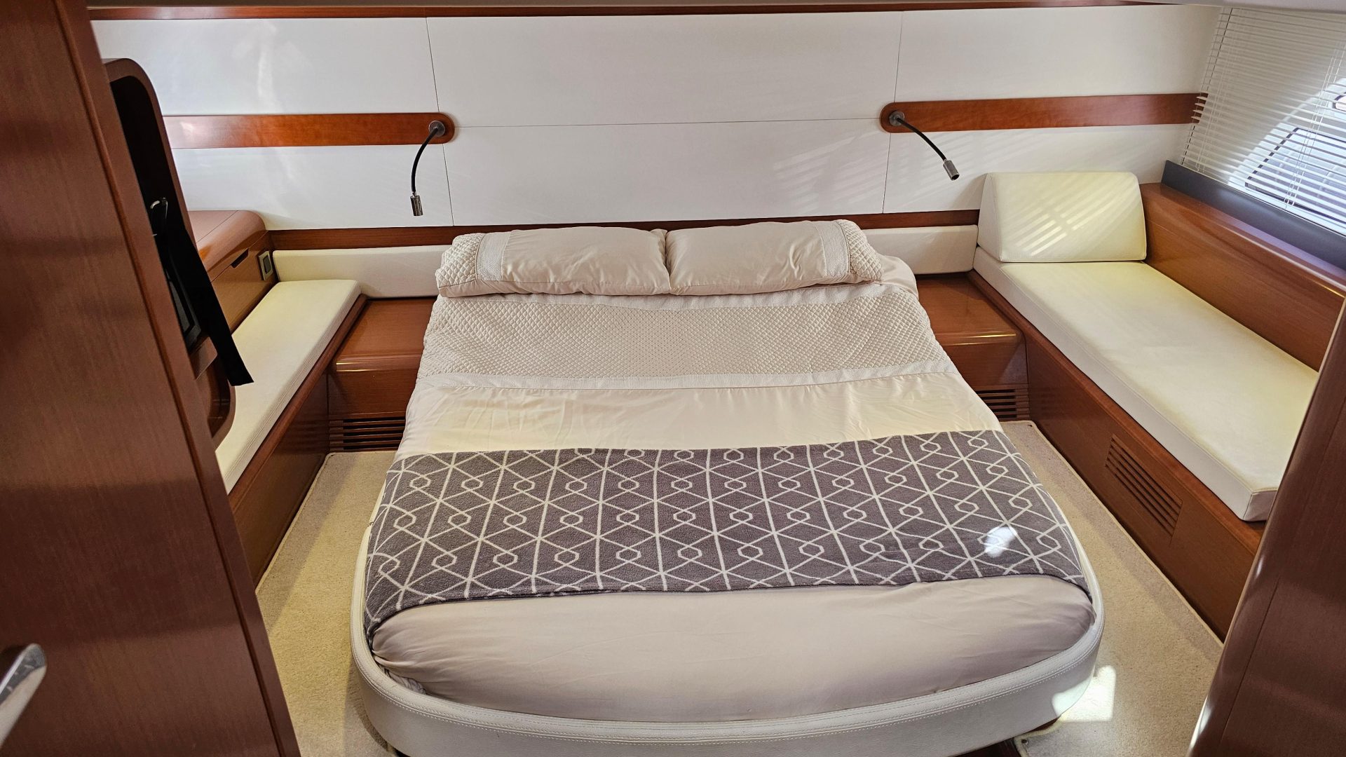 Beneteau Gran Turismo 44