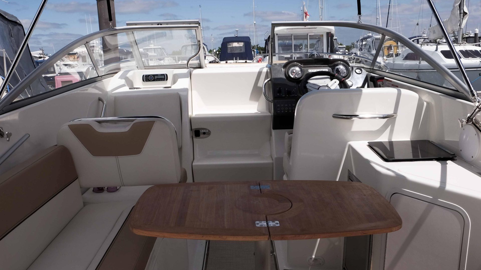 Bayliner 742