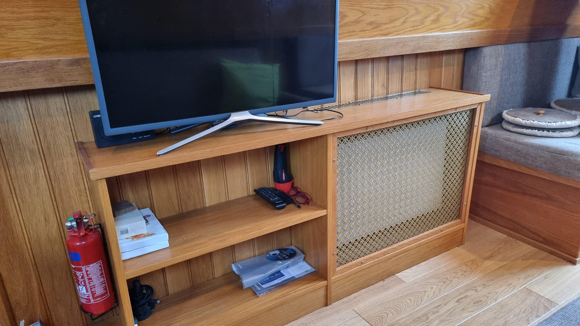 Narrowboat Alexander 52