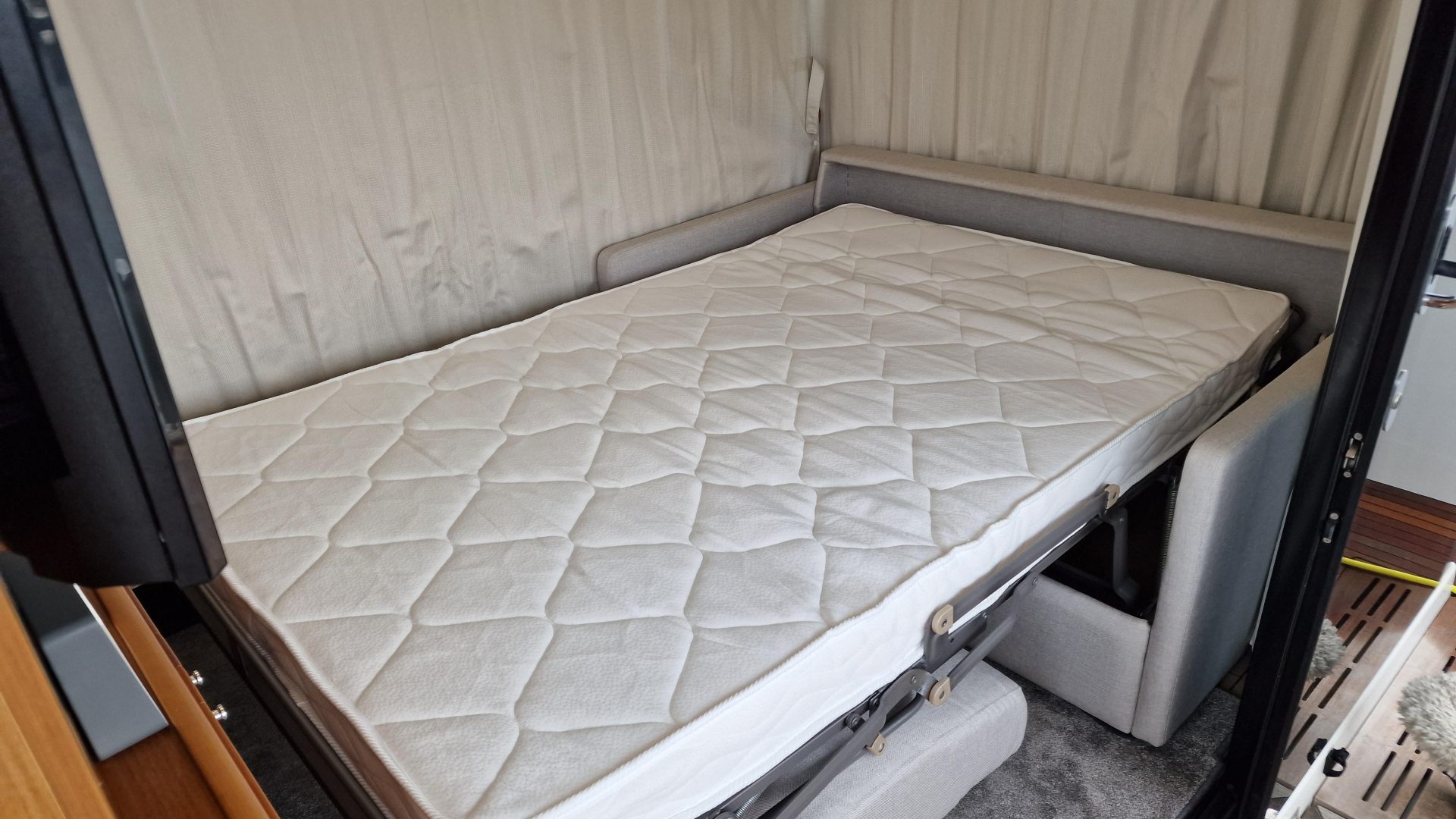 Beneteau Swift Trawler 35