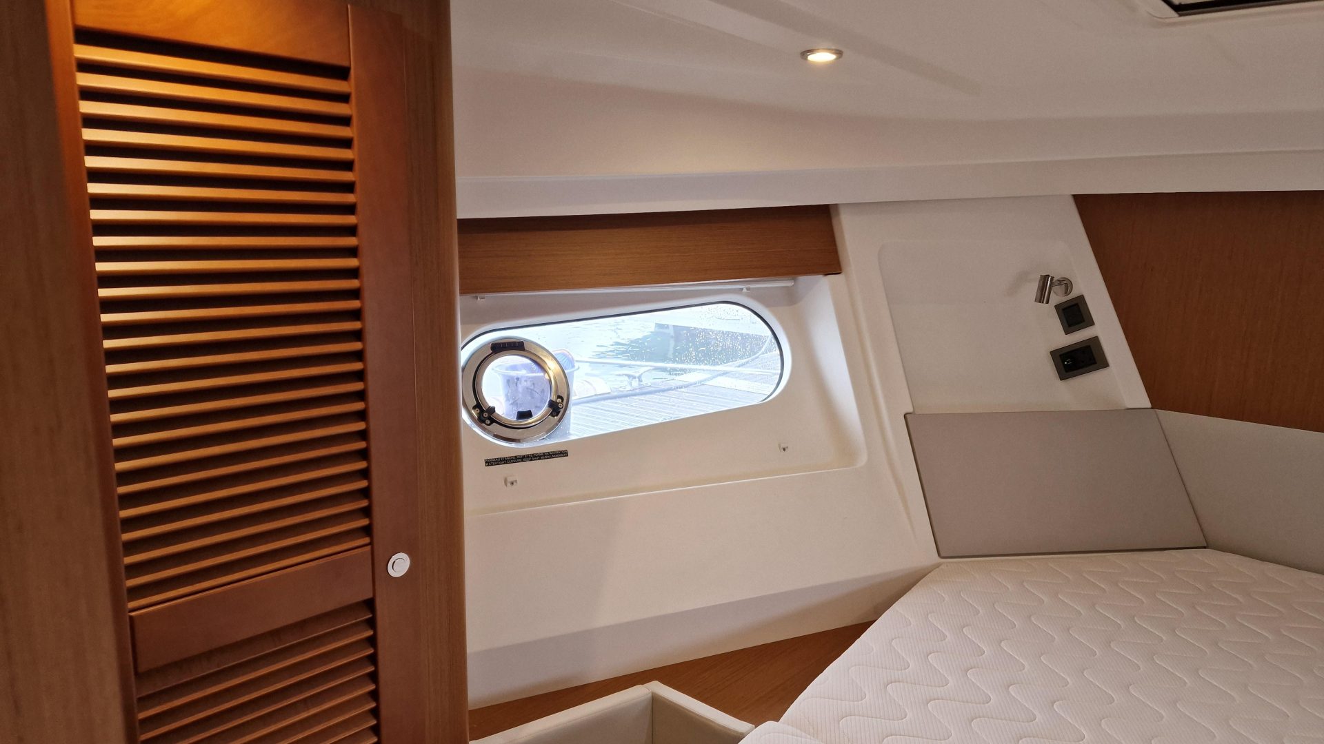 Beneteau Swift Trawler 35