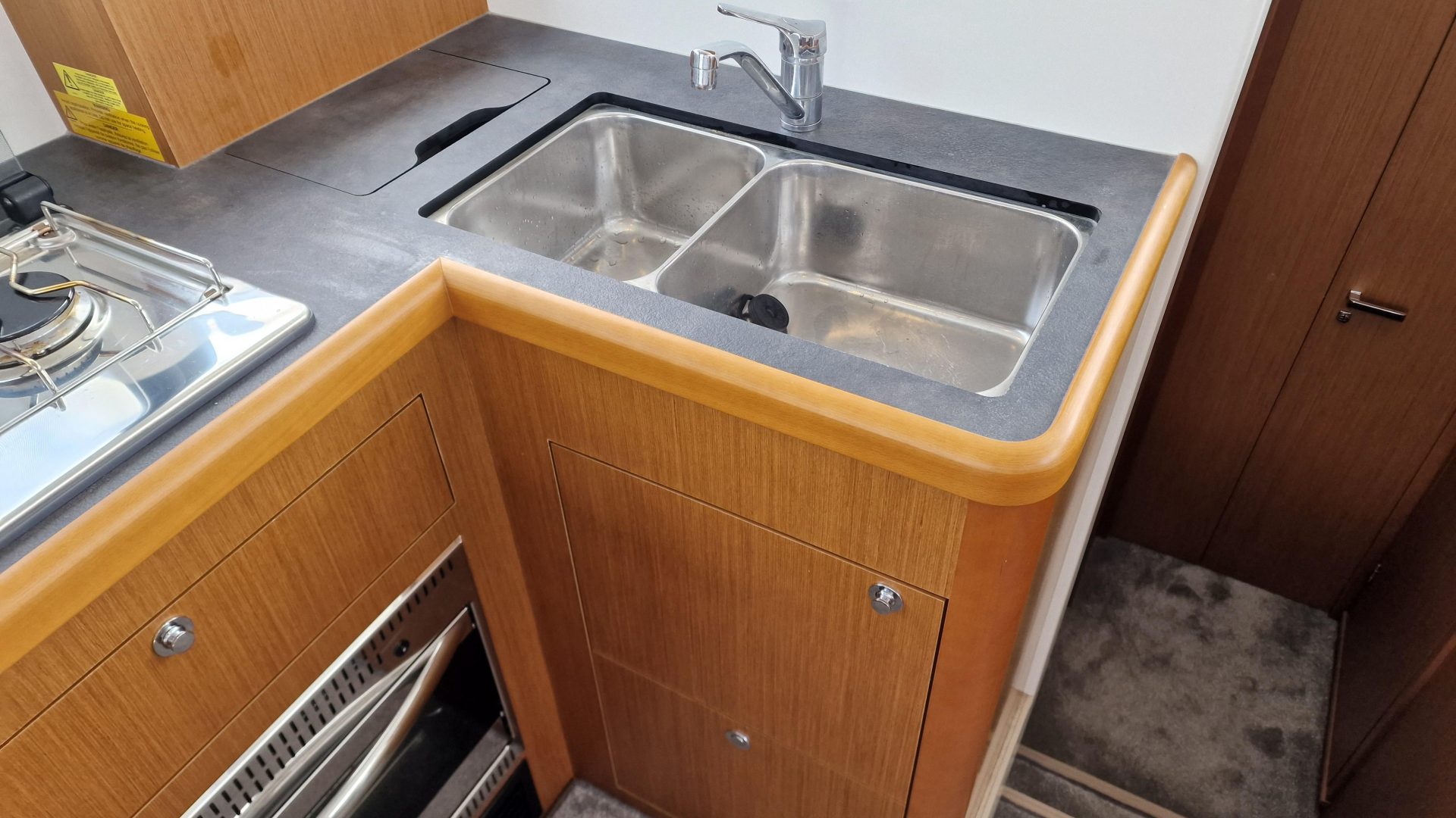 Beneteau Swift Trawler 35