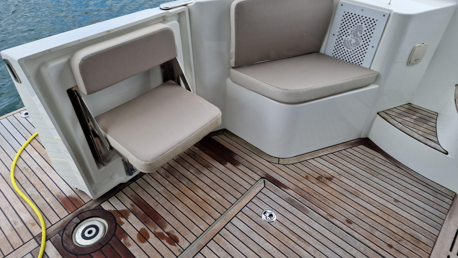 Beneteau Swift Trawler 35