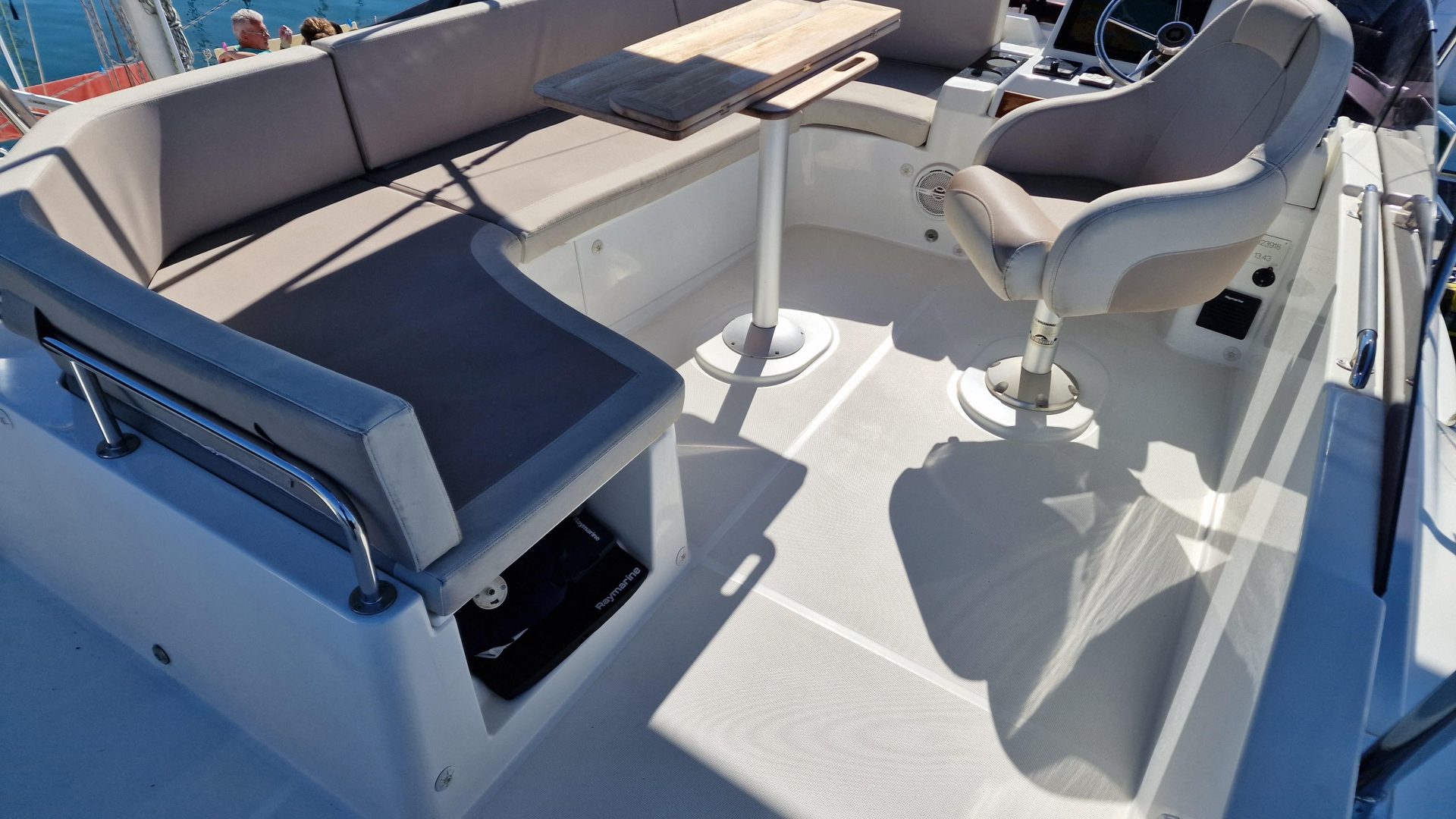 Beneteau Swift Trawler 35