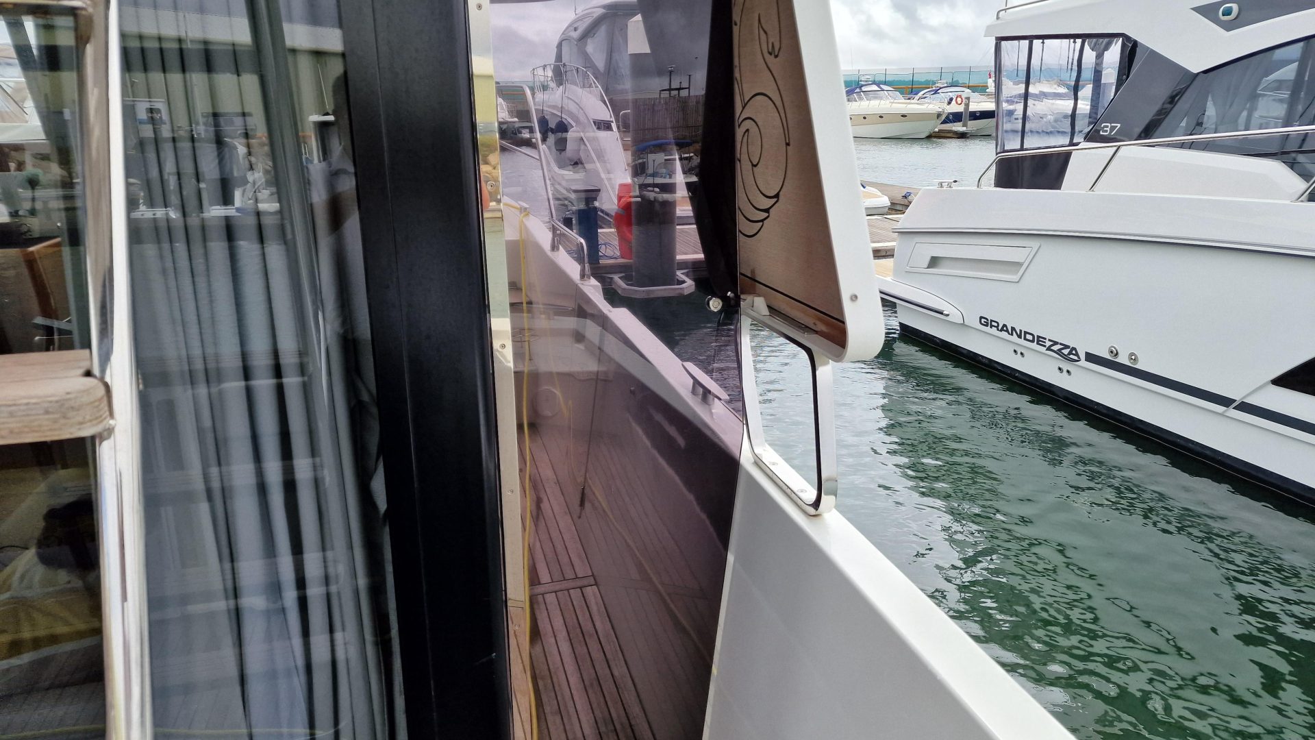 Beneteau Swift Trawler 35