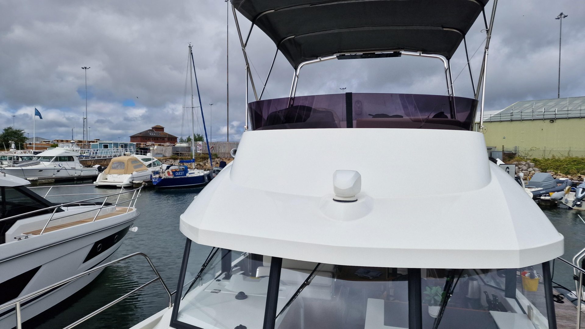 Beneteau Swift Trawler 35