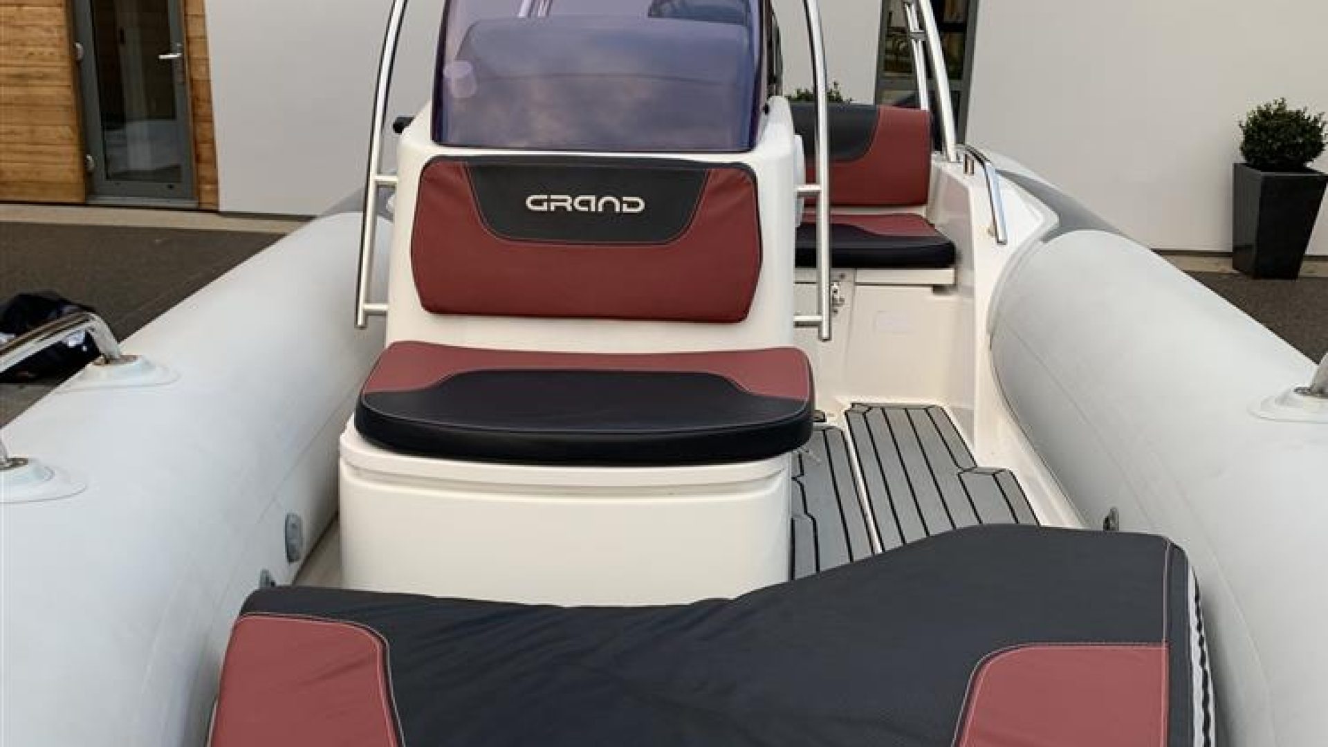 GRAND G500