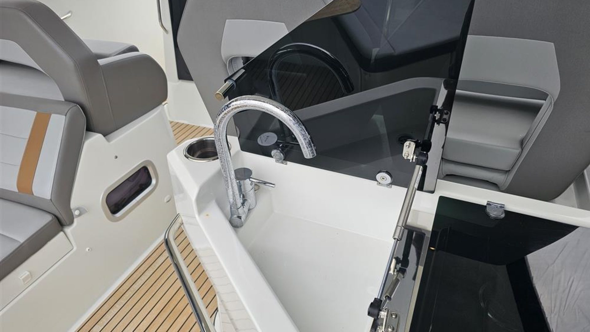 Beneteau Flyer 10
