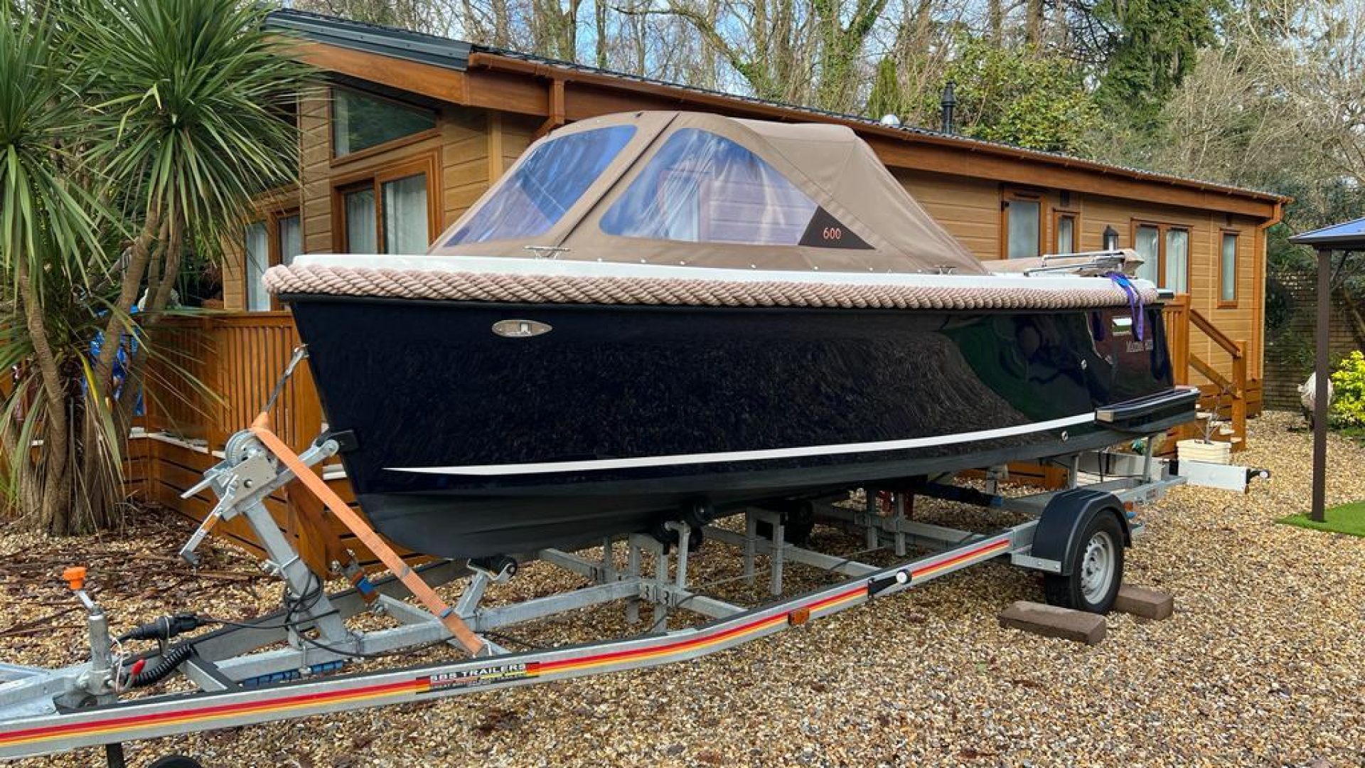 Maxima 600