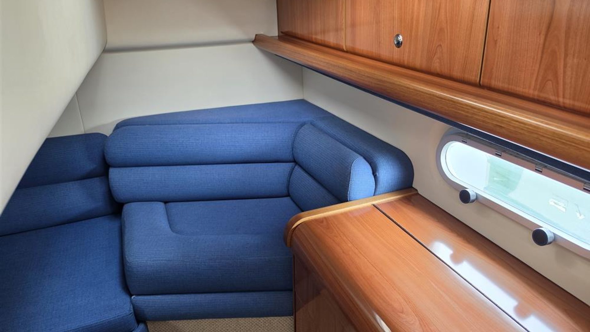 Sealine S34