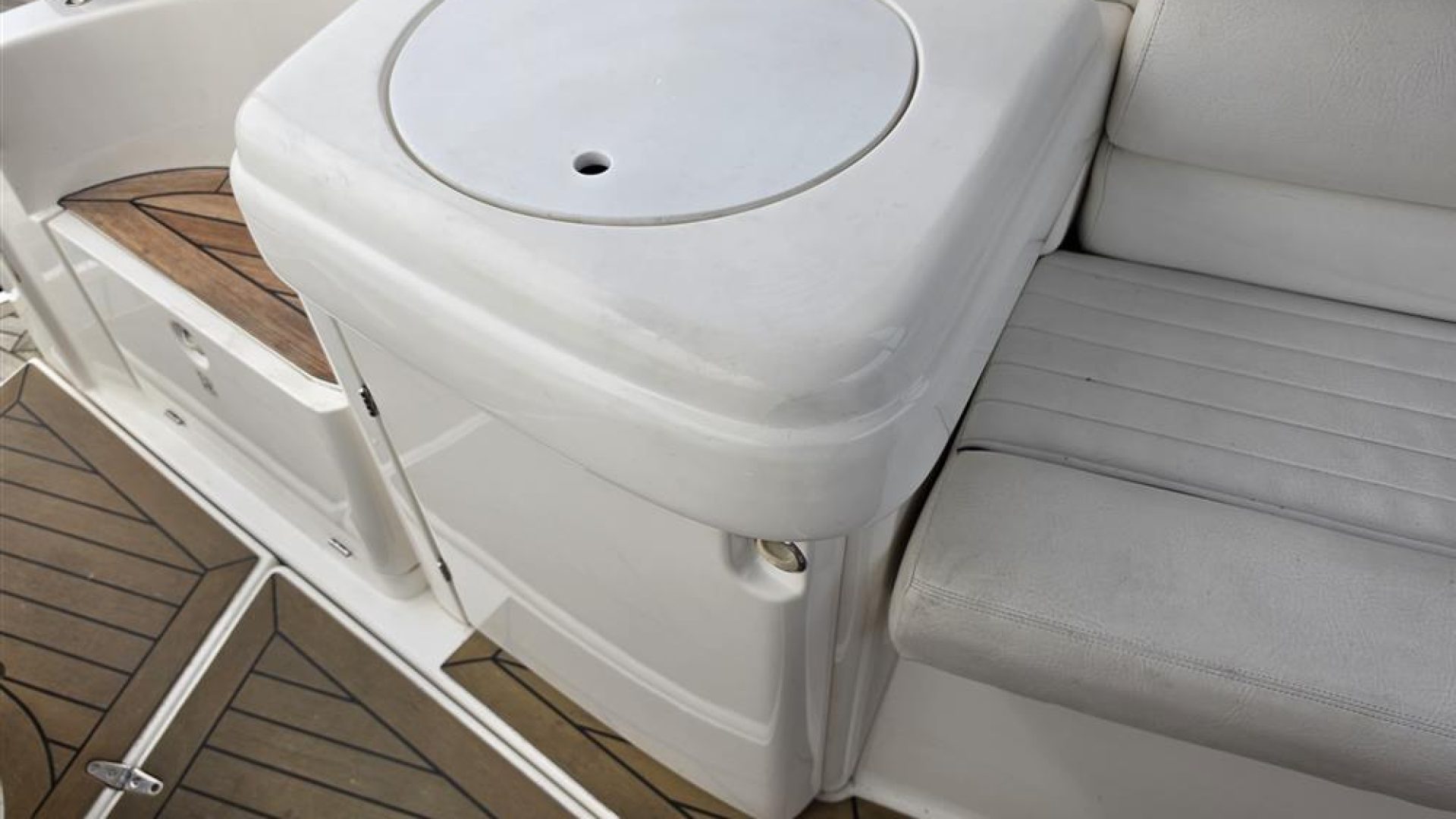 Sealine S34