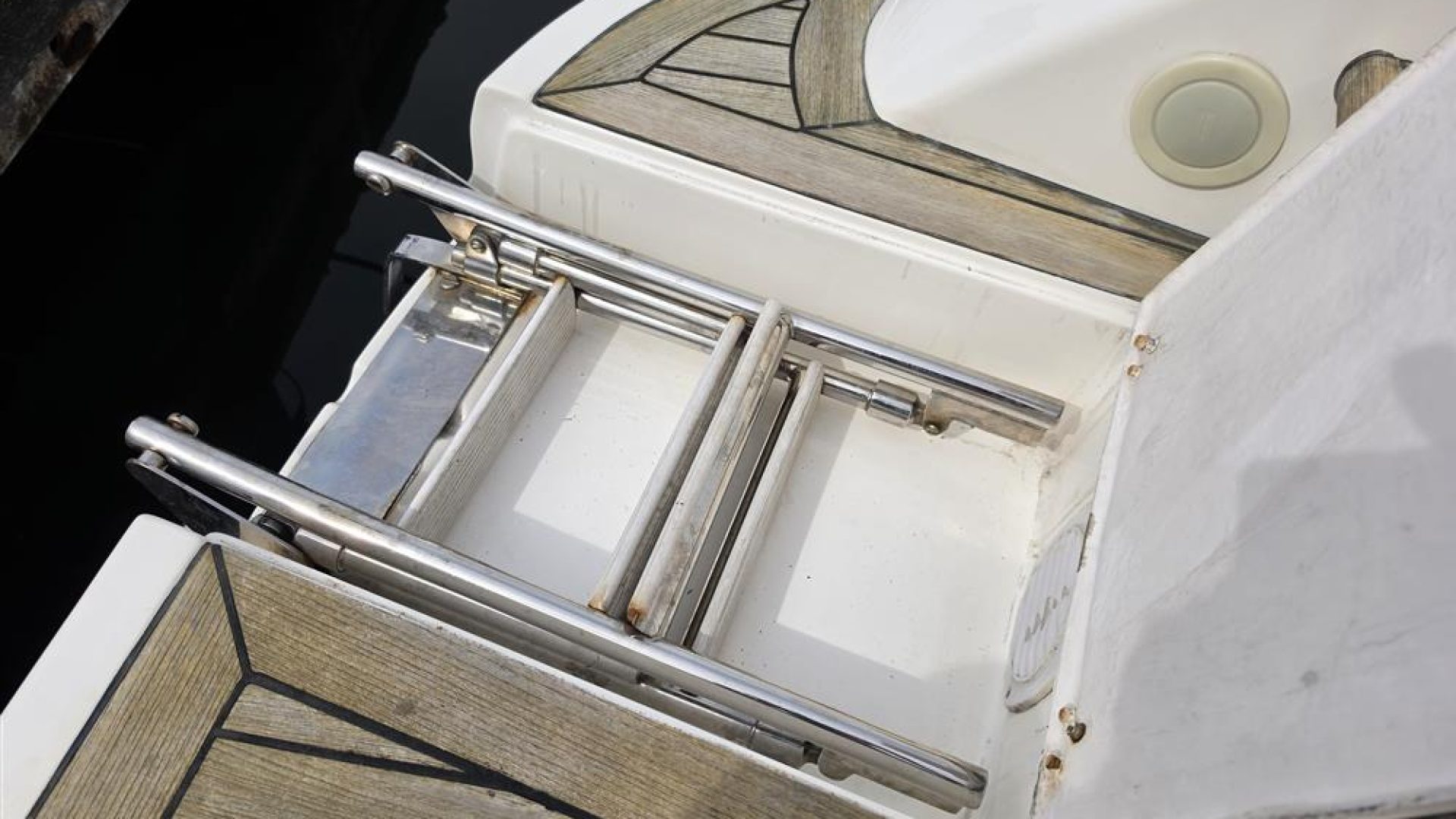 Sealine S34