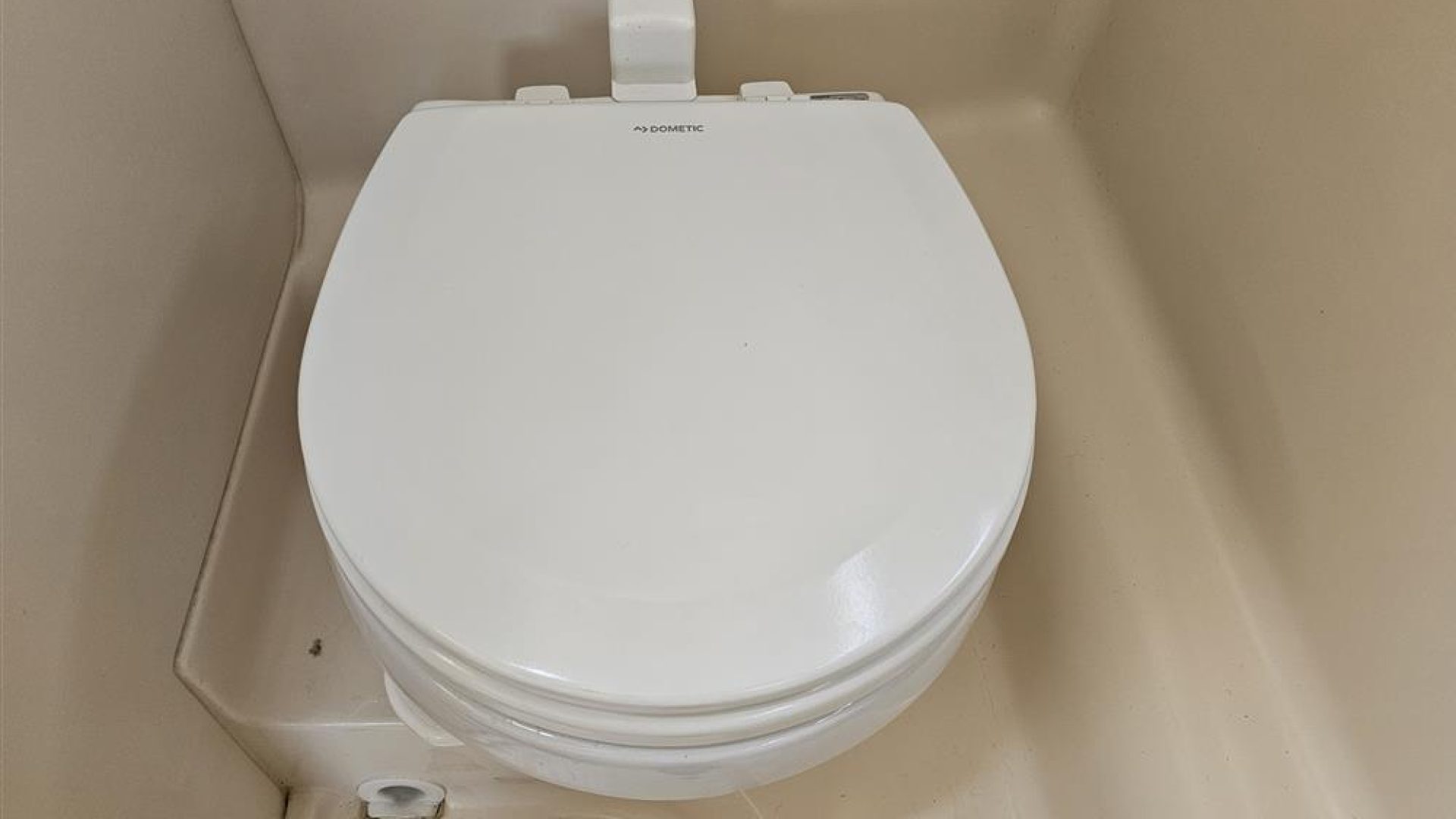Regal 2565
