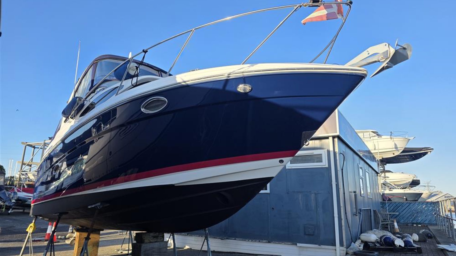 Regal 2565