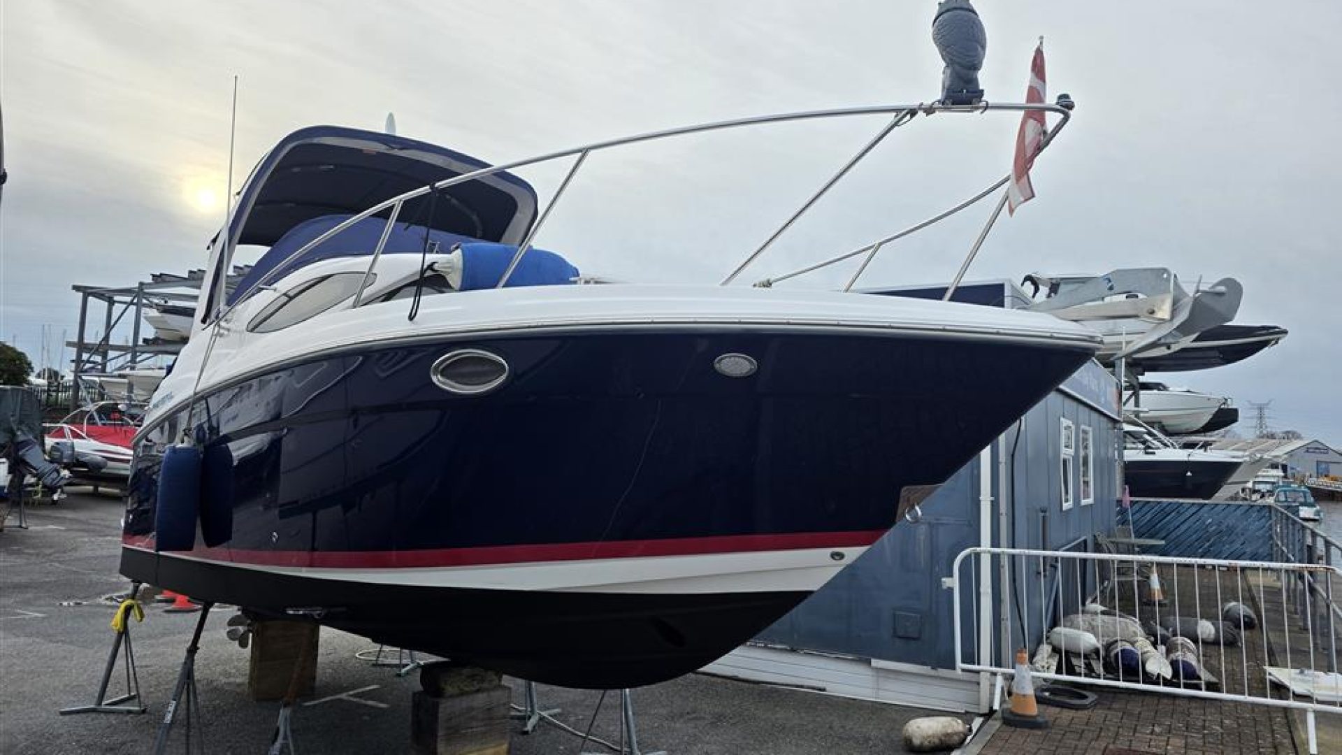 Regal 2565