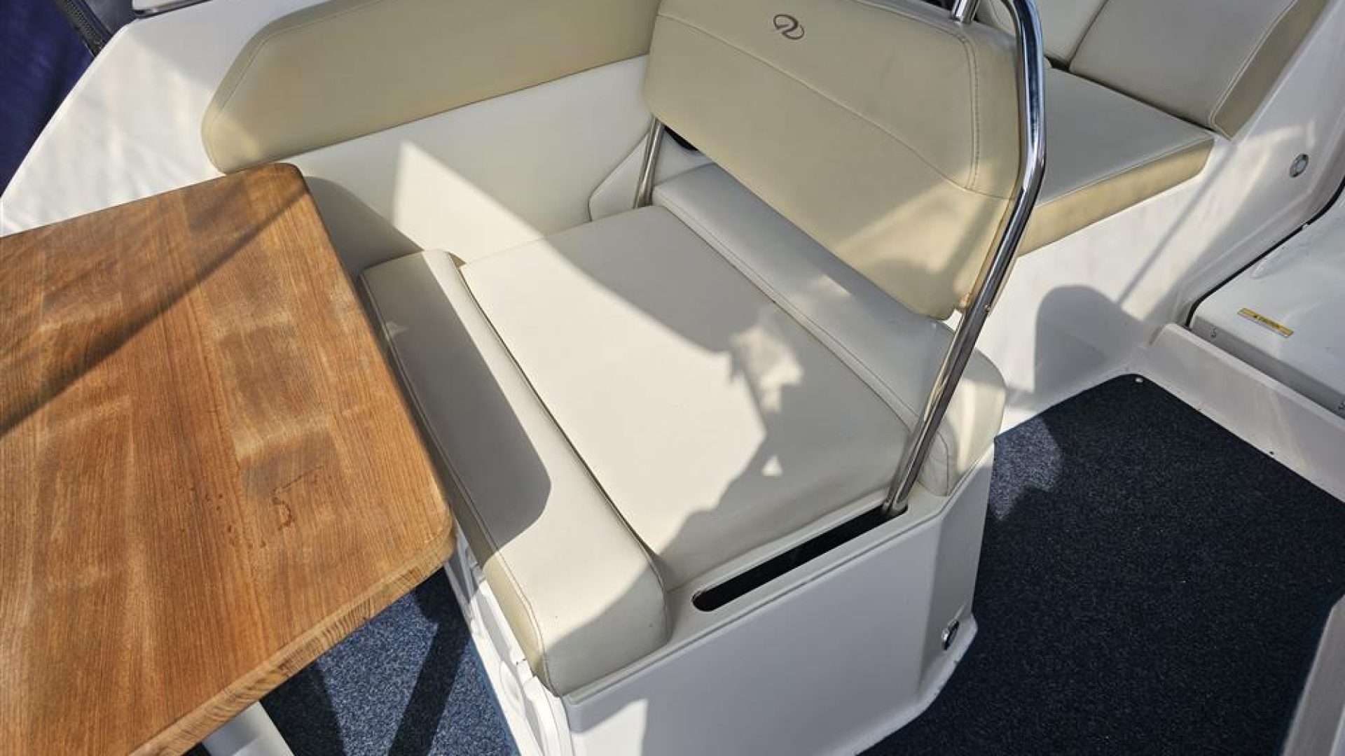 Regal 2565