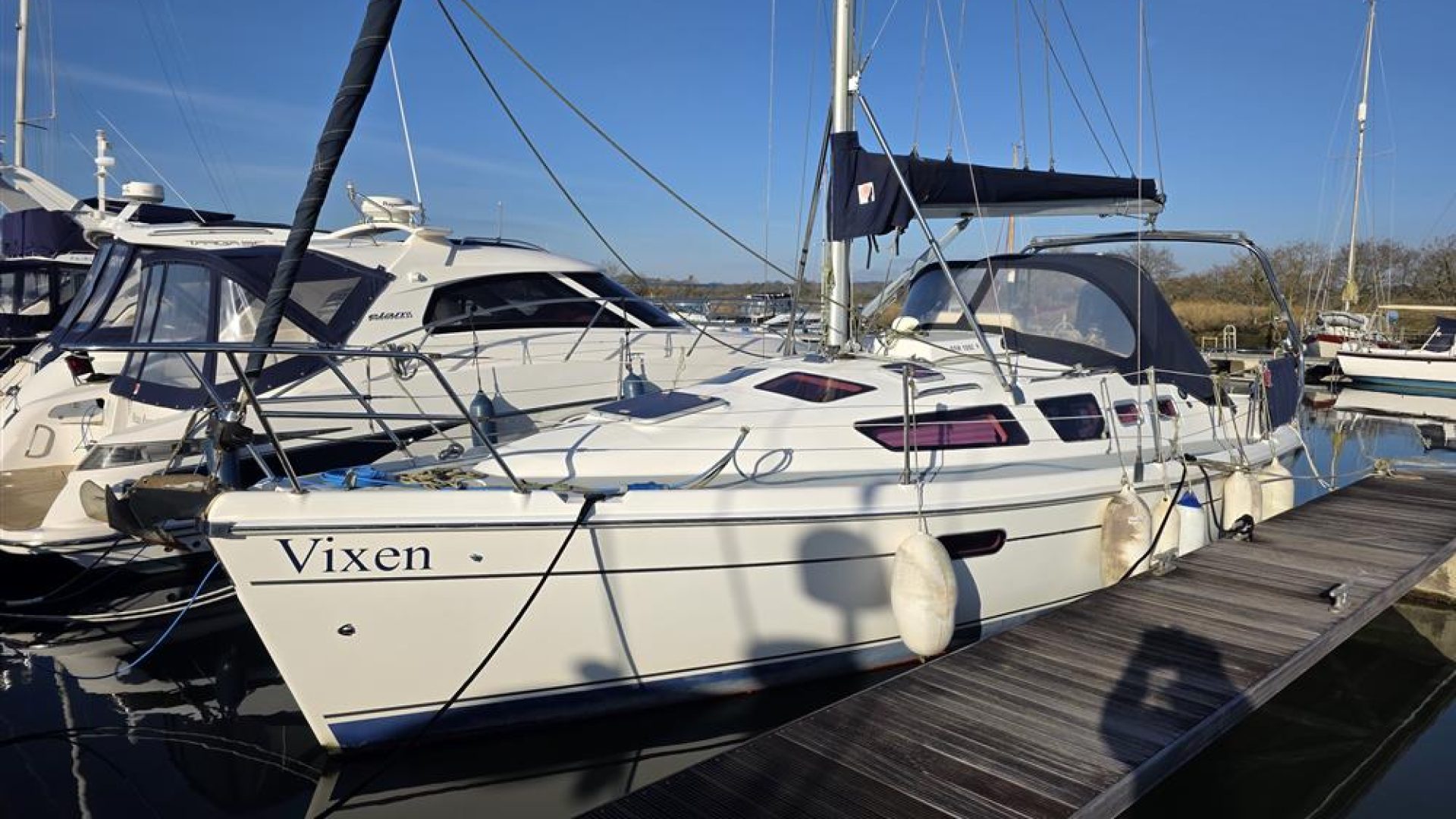 Hunter Legend 326