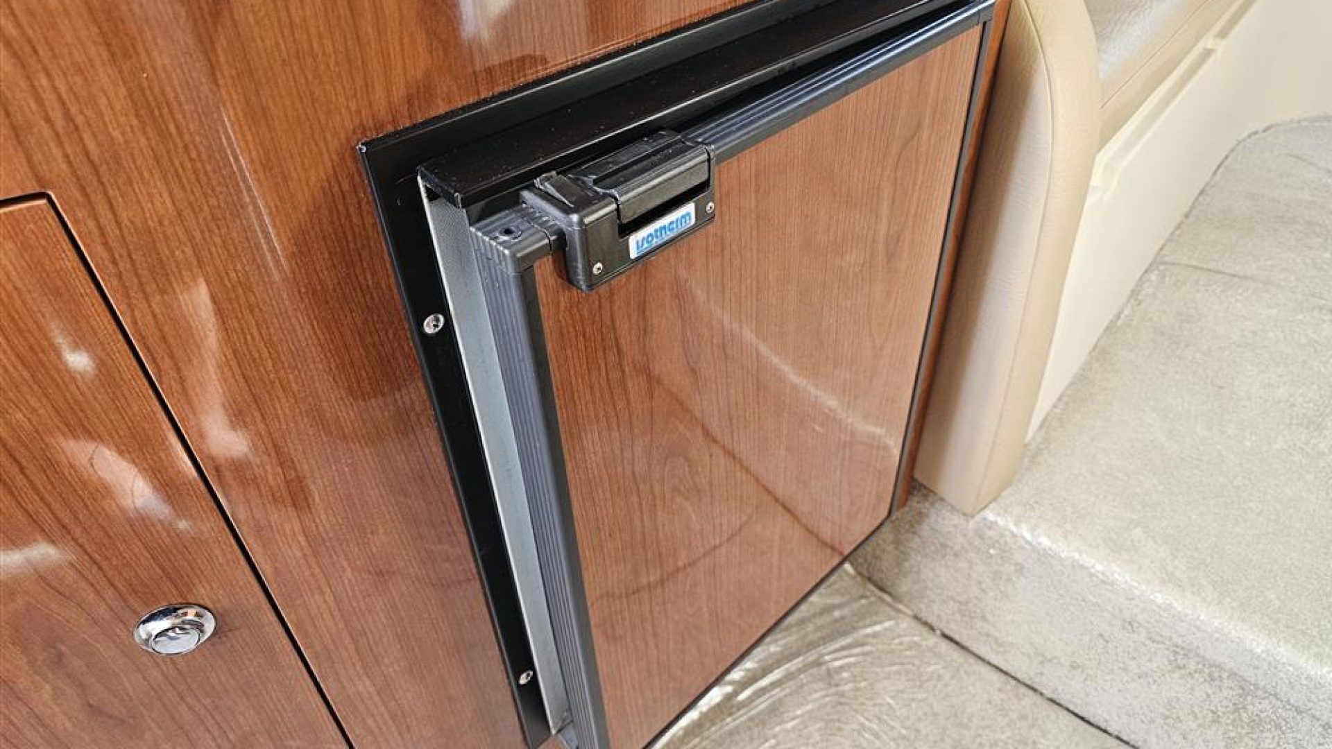 Regal 2665