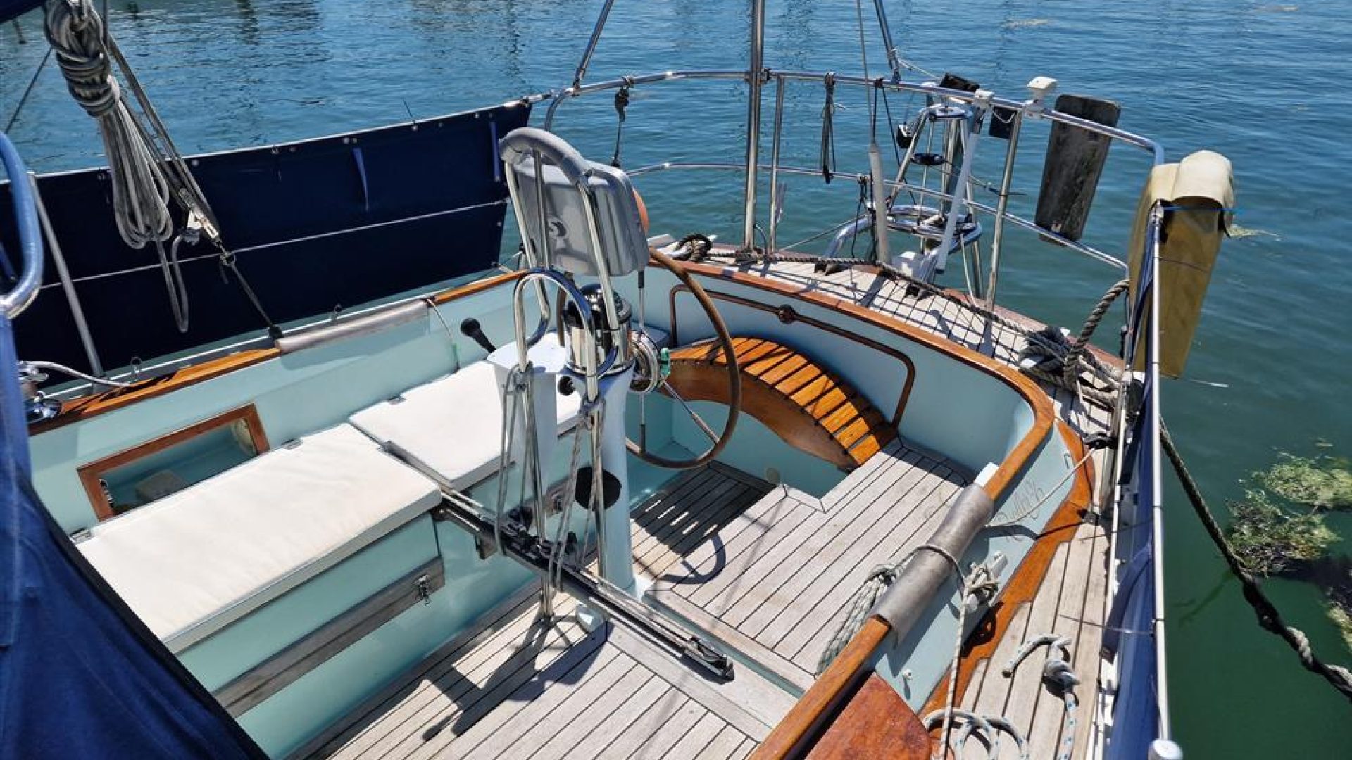Rustler 36