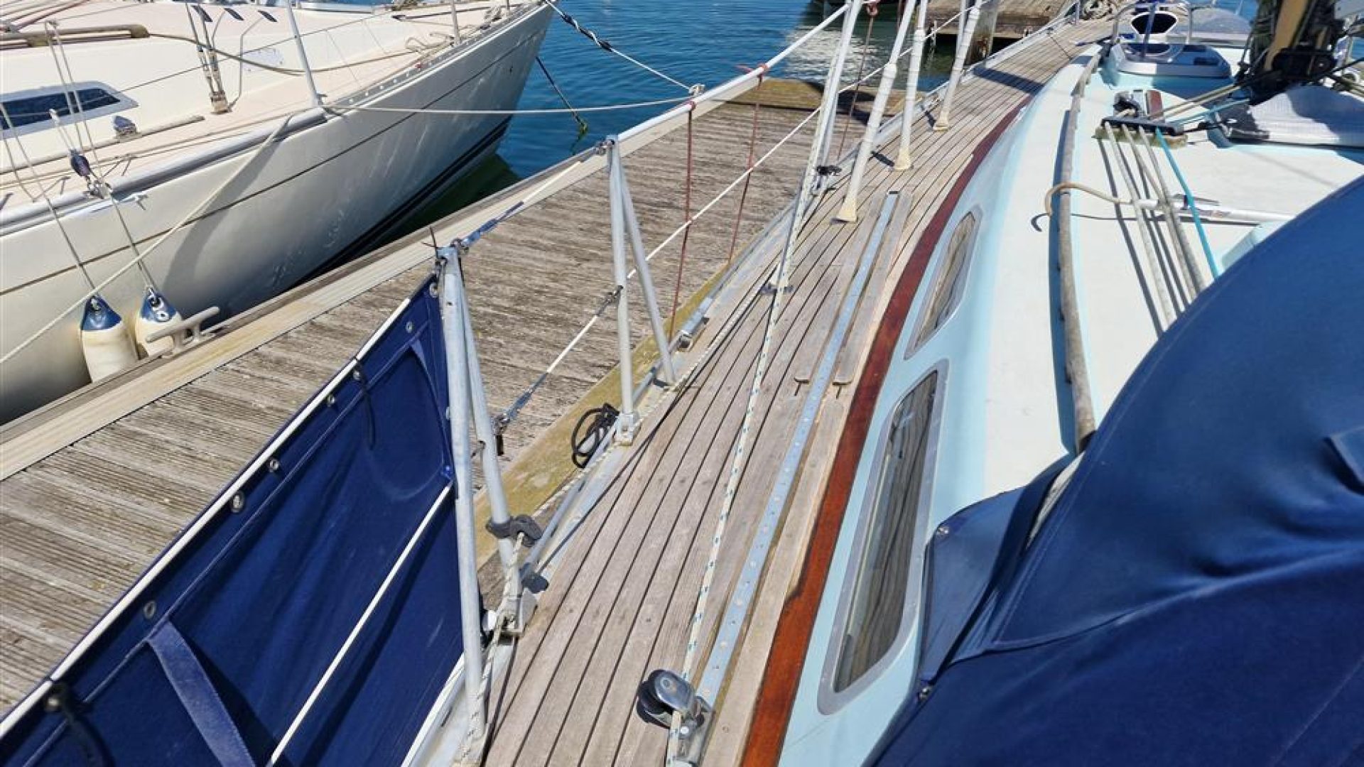 Rustler 36