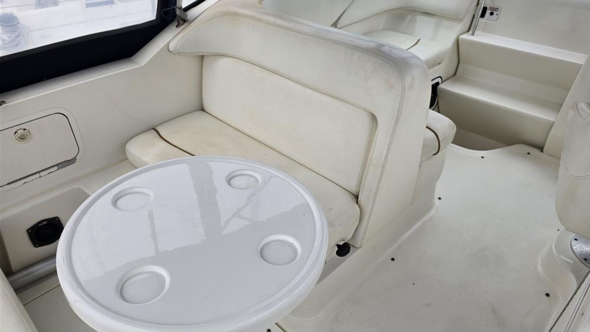 Sea Ray Sun Dancer 260