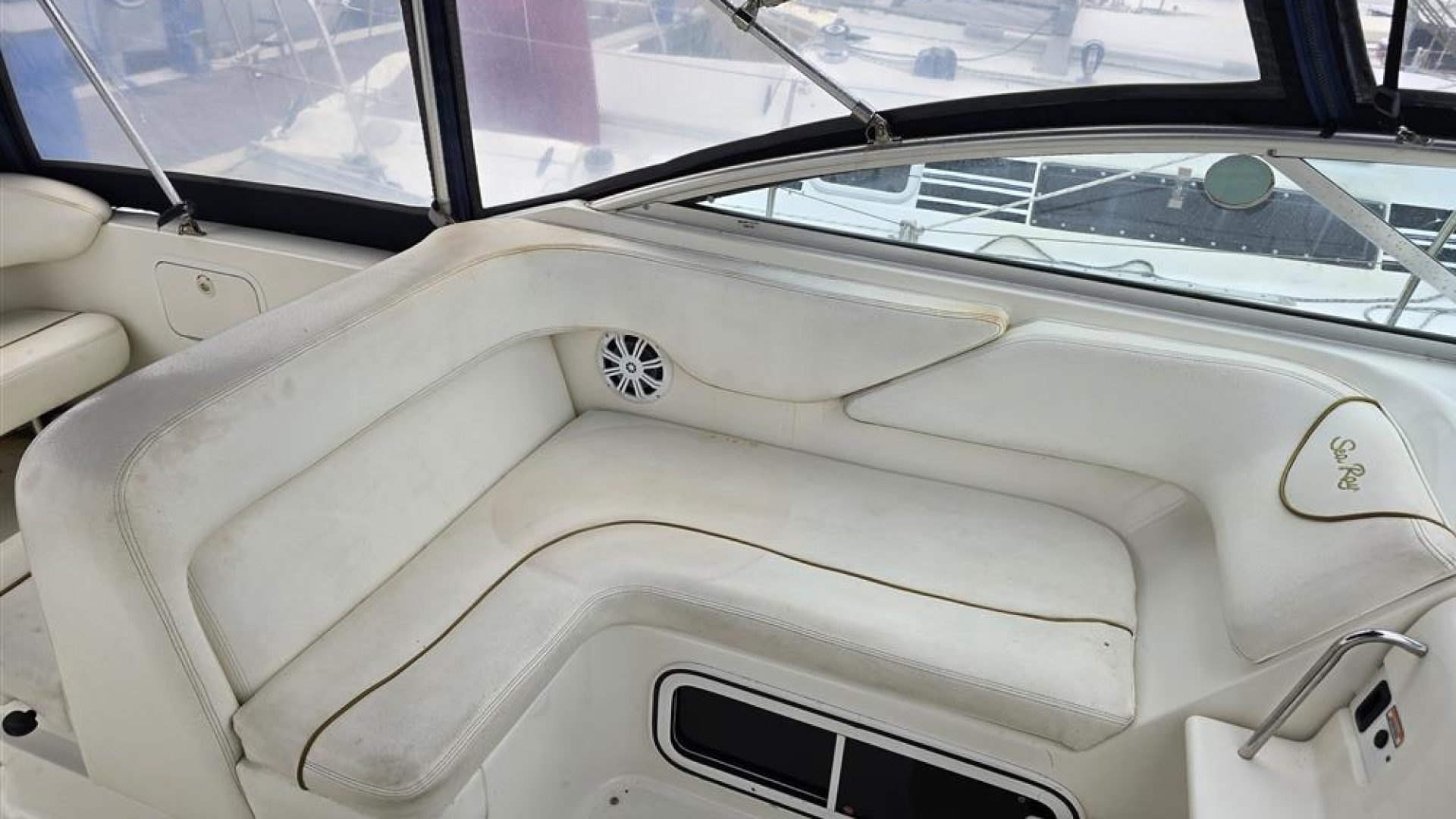 Sea Ray Sun Dancer 260