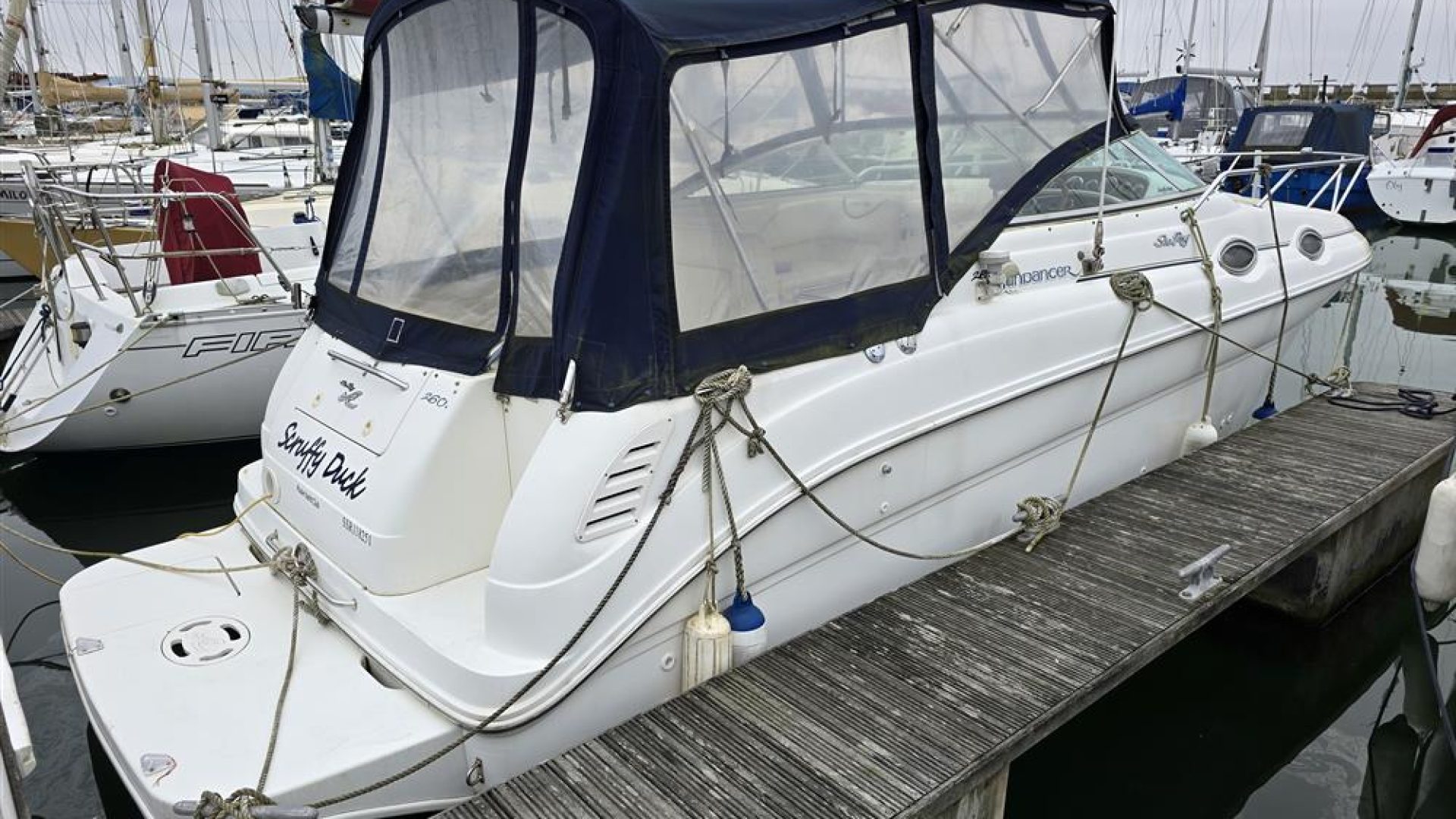 Sea Ray Sun Dancer 260