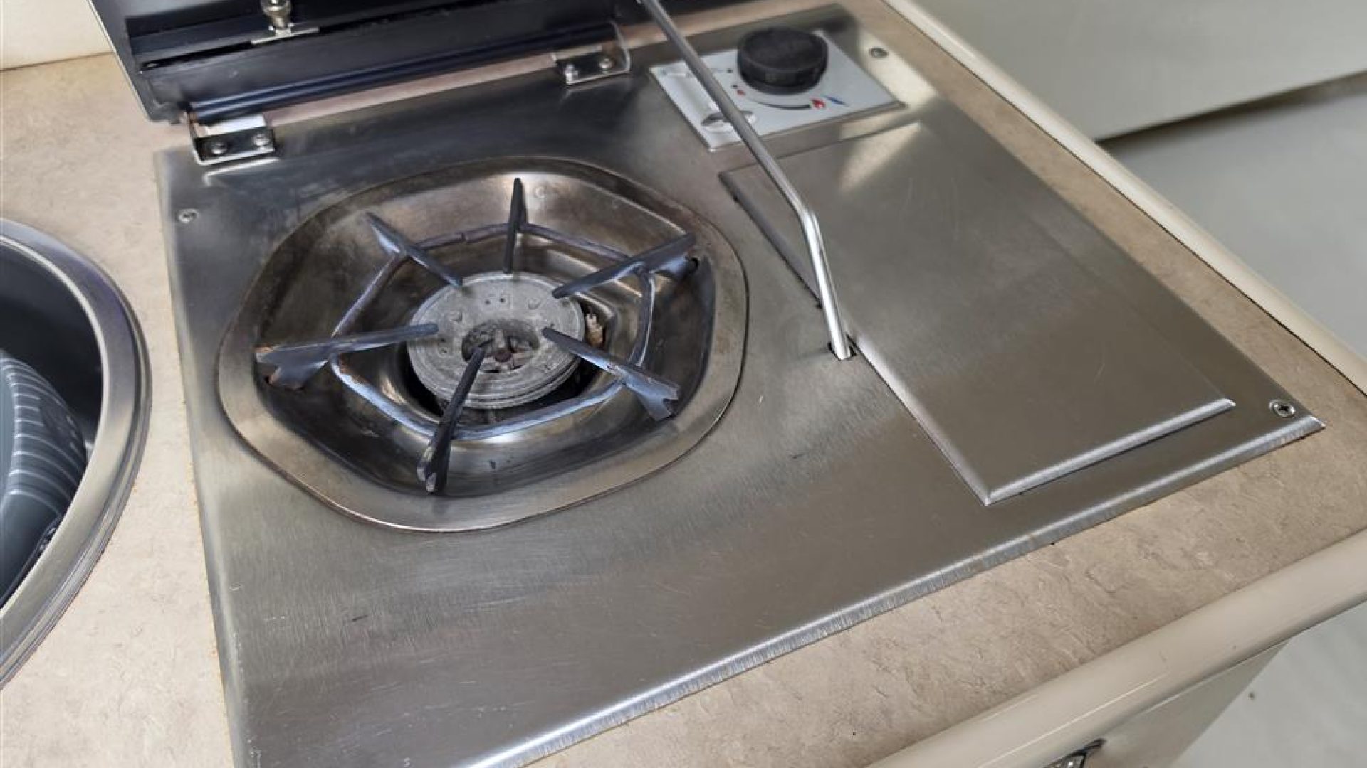 Sea Ray Sundancer 240