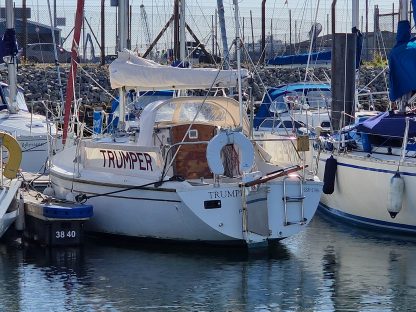 1982 Hunter Delta 25 for sale at Origin Yachts