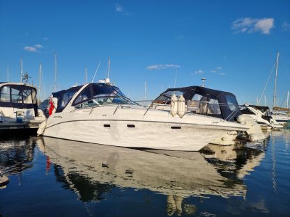 1999 Four Winns 328 Vista for sale at Origin Yachts