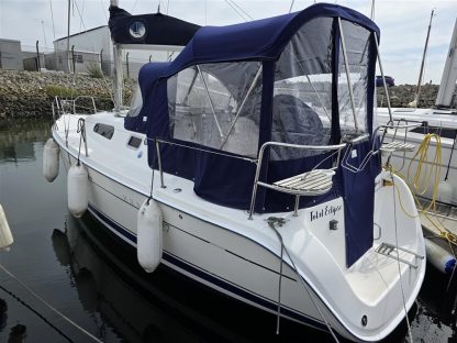 2005 Hunter Legend 27 for sale at Origin Yachts