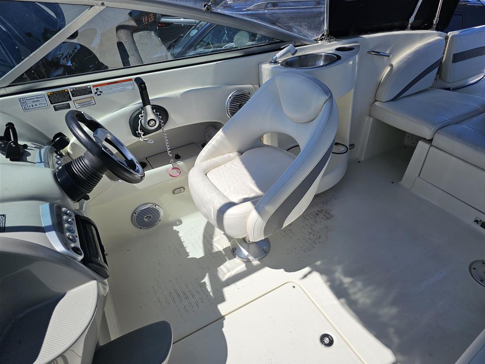 Bayliner 802