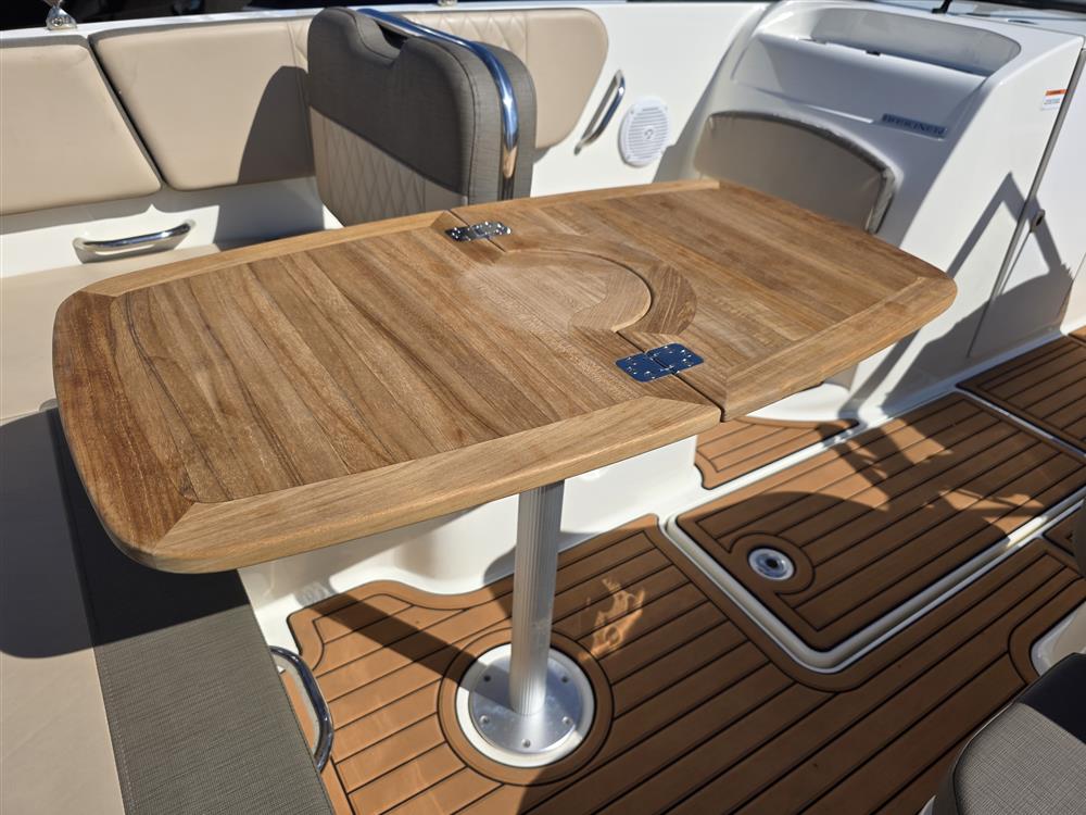 Bayliner Vr6