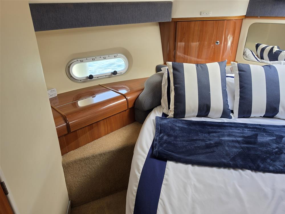 Sealine S34