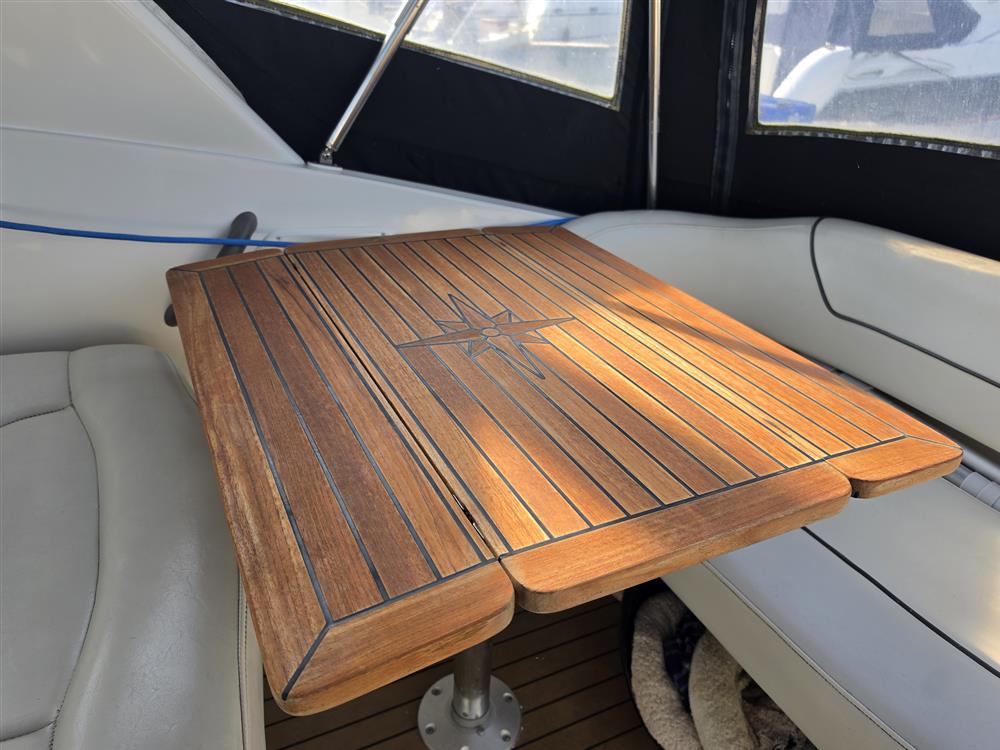 Monterey 270