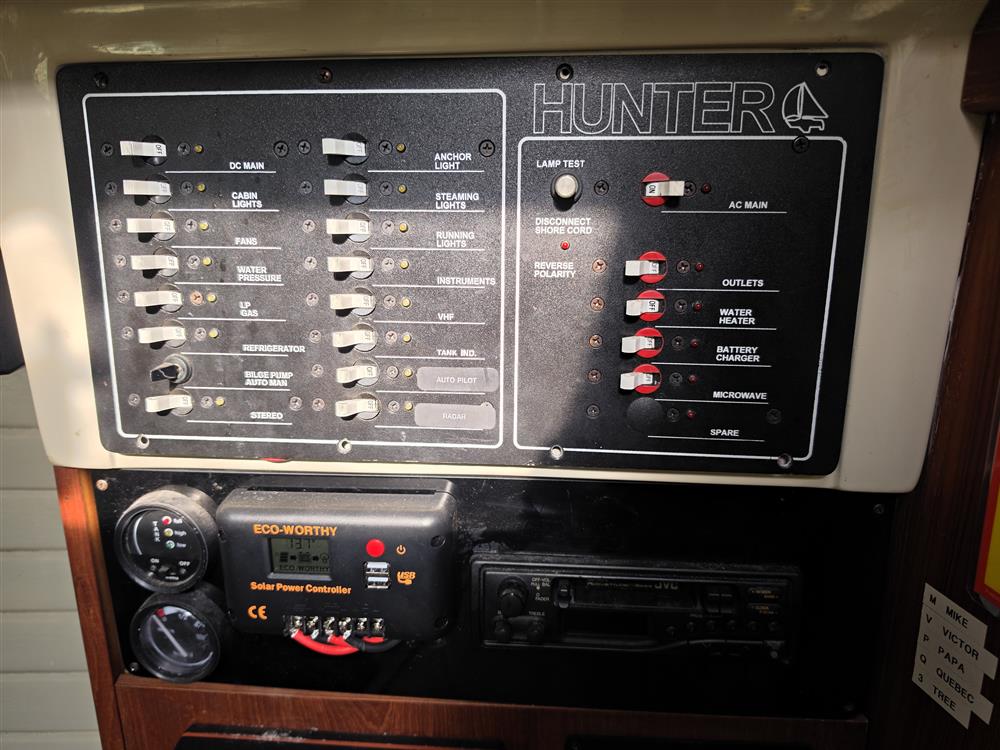 Hunter Legend 336