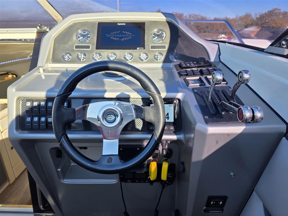 Sunseeker Mohawk 29